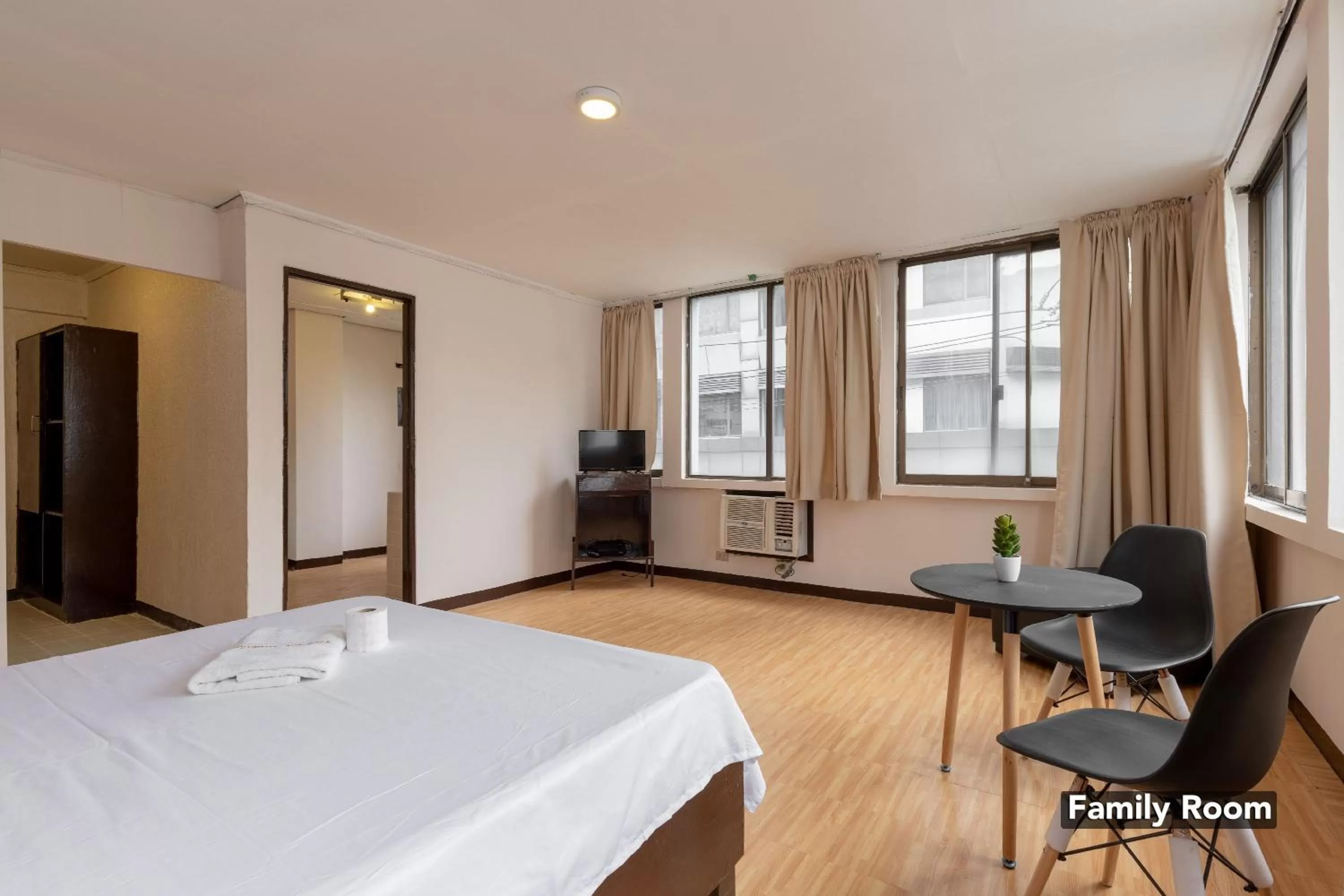 Bed in Victoria Mansions