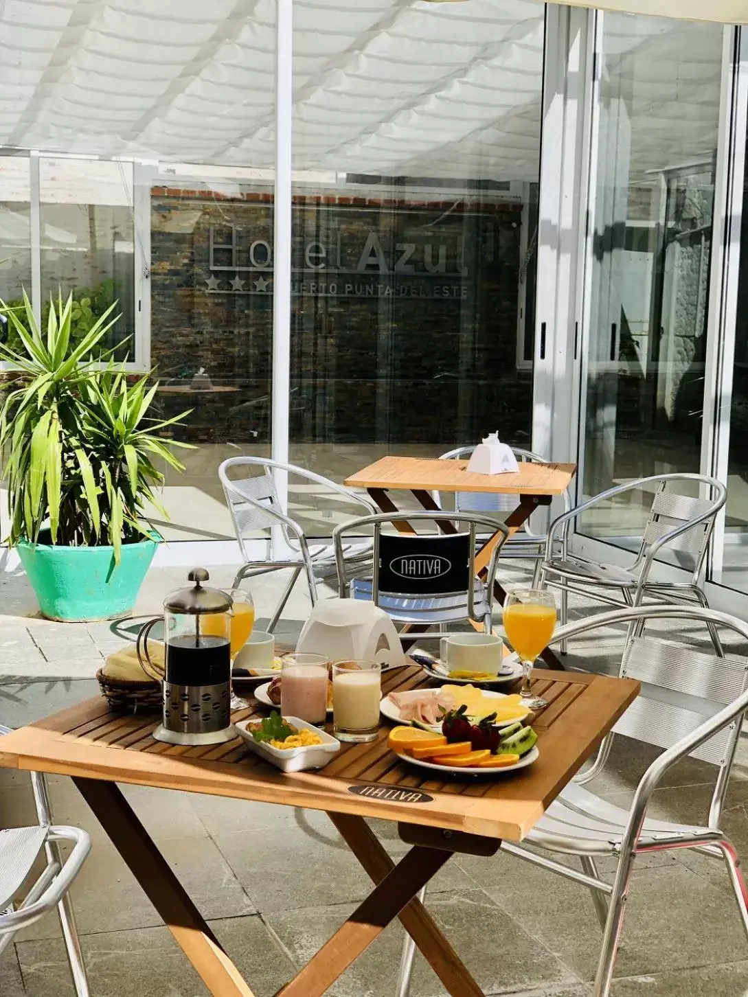 Restaurant/places to eat in Hotel Azul by MH Restaurant/places to eat in Hotel Azul by MH