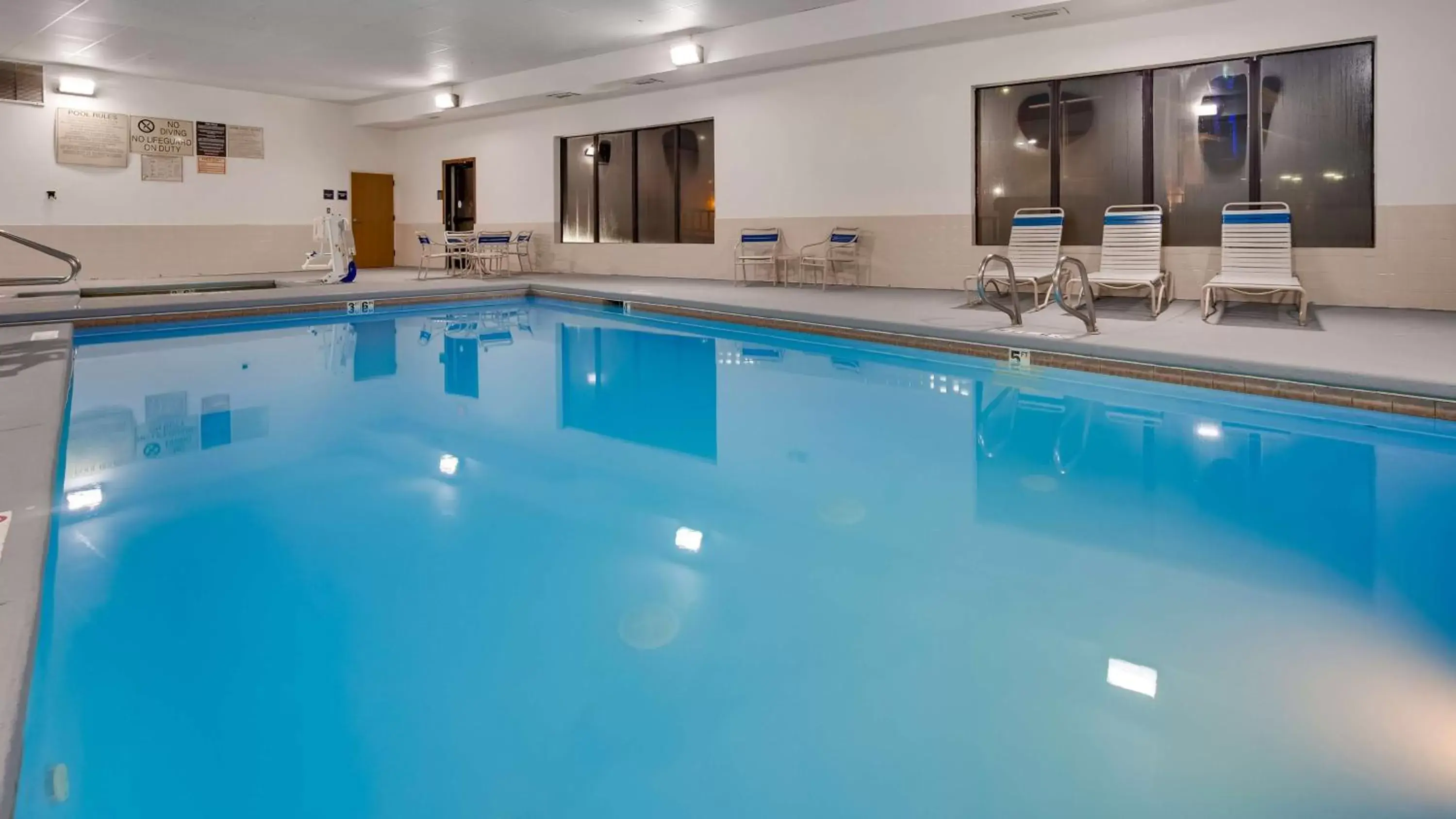 Activities, Swimming Pool in SureStay Plus Hotel by Best Western Cheyenne