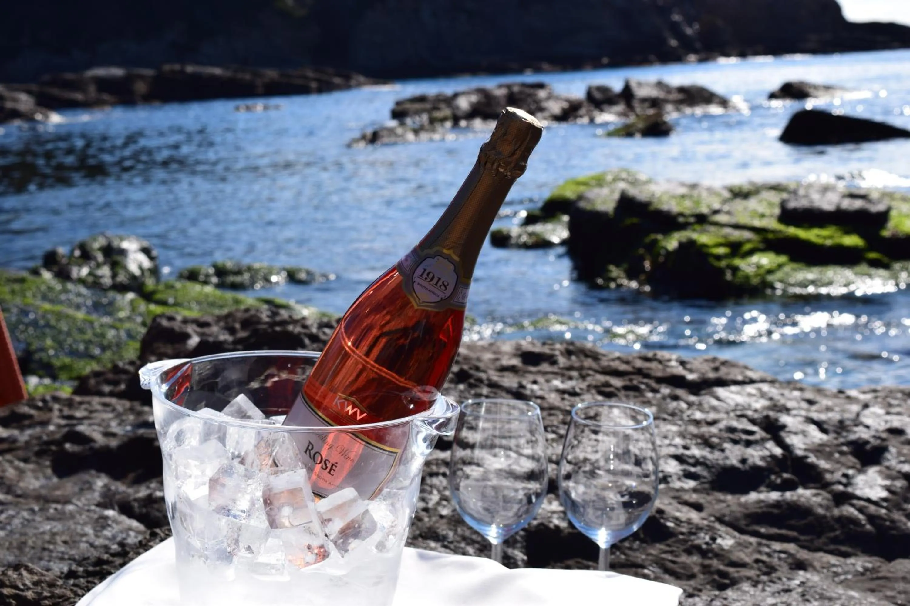 Drinks in XYZ Private Spa and Seaside Resort