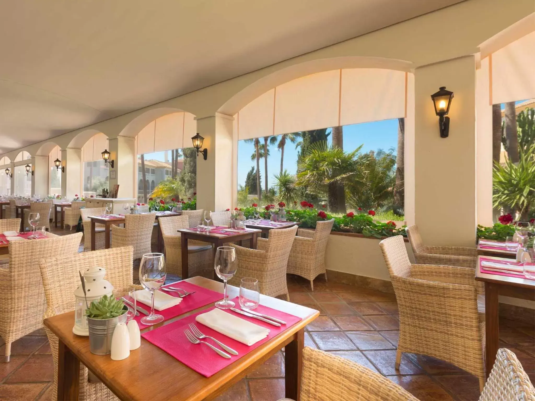 Restaurant/Places to Eat in Hotel Fuerte Conil-Resort