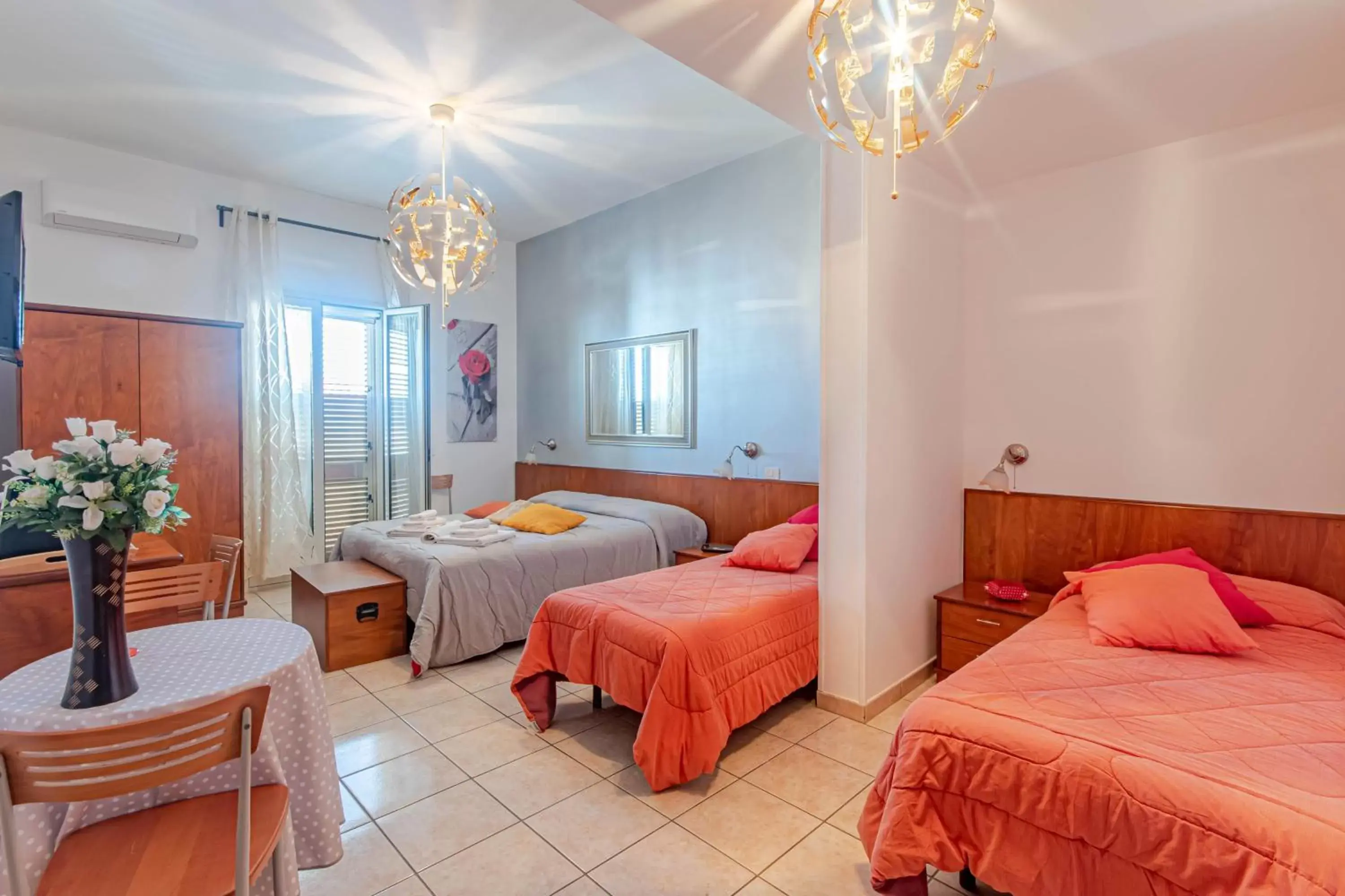 Quadruple Room in Spiagge Iblee Quadruple Room in Spiagge Iblee