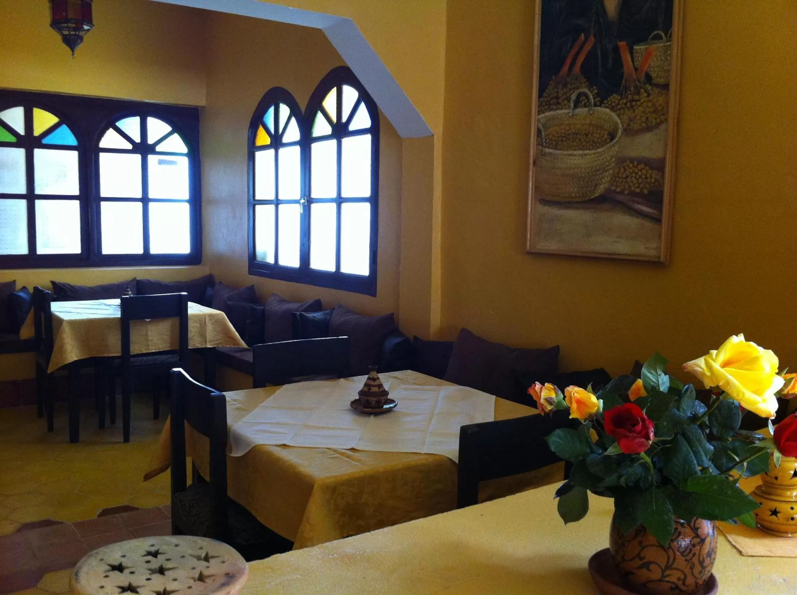 Restaurant/places to eat in Auberge Tinit