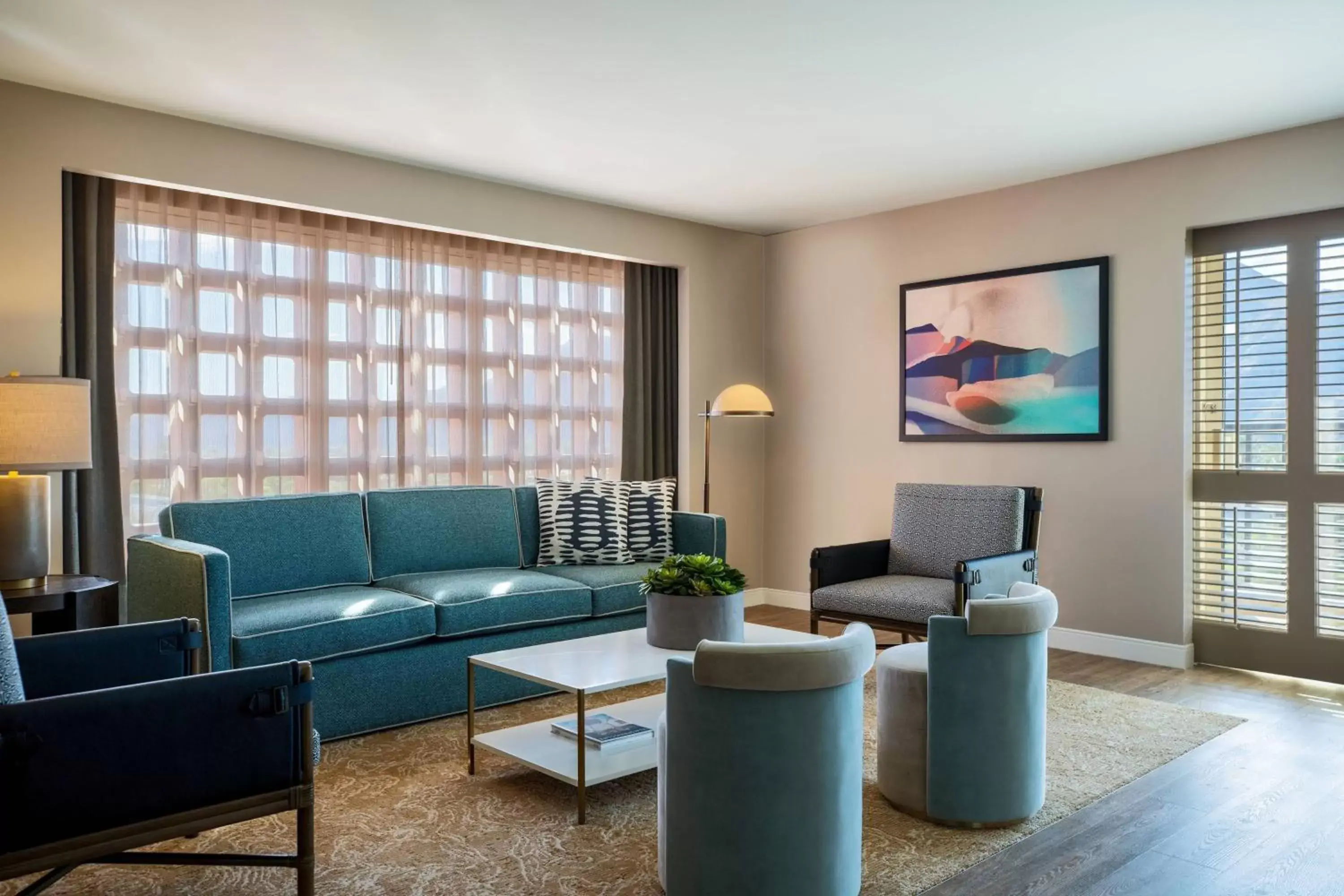 Living room, Seating Area in Renaissance Esmeralda Resort & Spa, Indian Wells