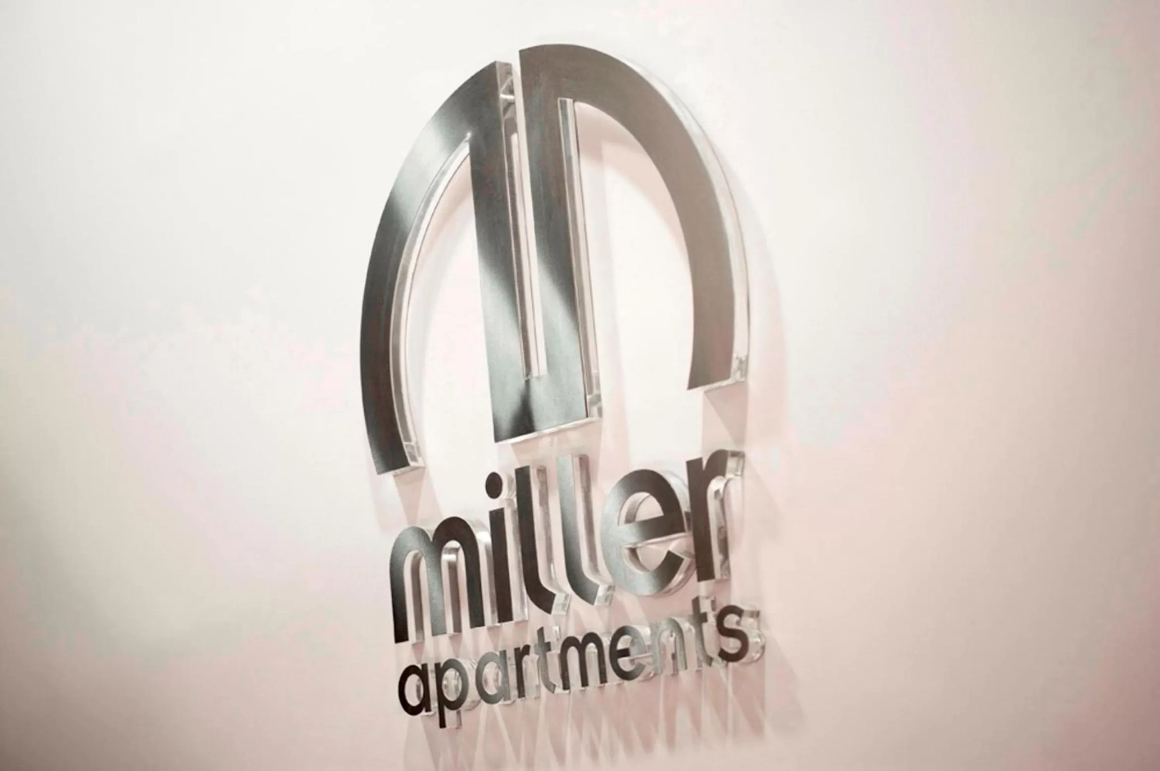 Facade/entrance in Miller Apartments