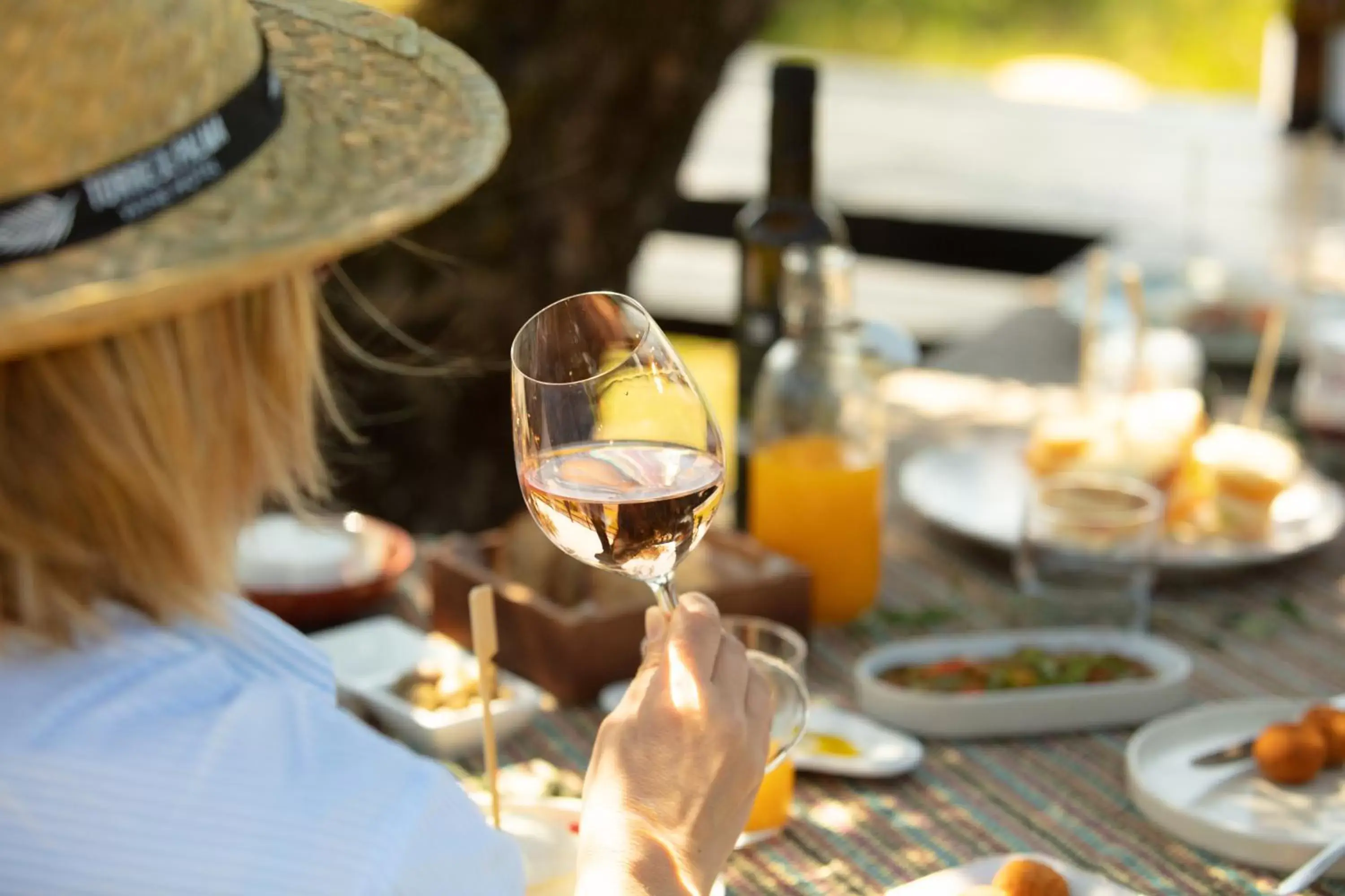 Food and drinks in Torre de Palma Wine Hotel, Monforte, a Member of Design Hotels Food and drinks in Torre de Palma Wine Hotel, Monforte, a Member of Design Hotels