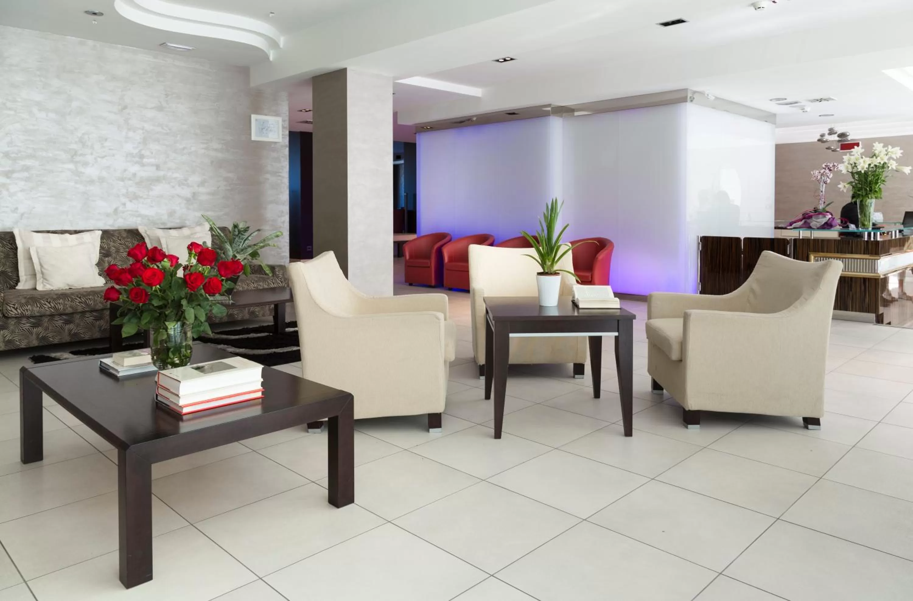 Lobby or reception in Terminal Palace & SPA