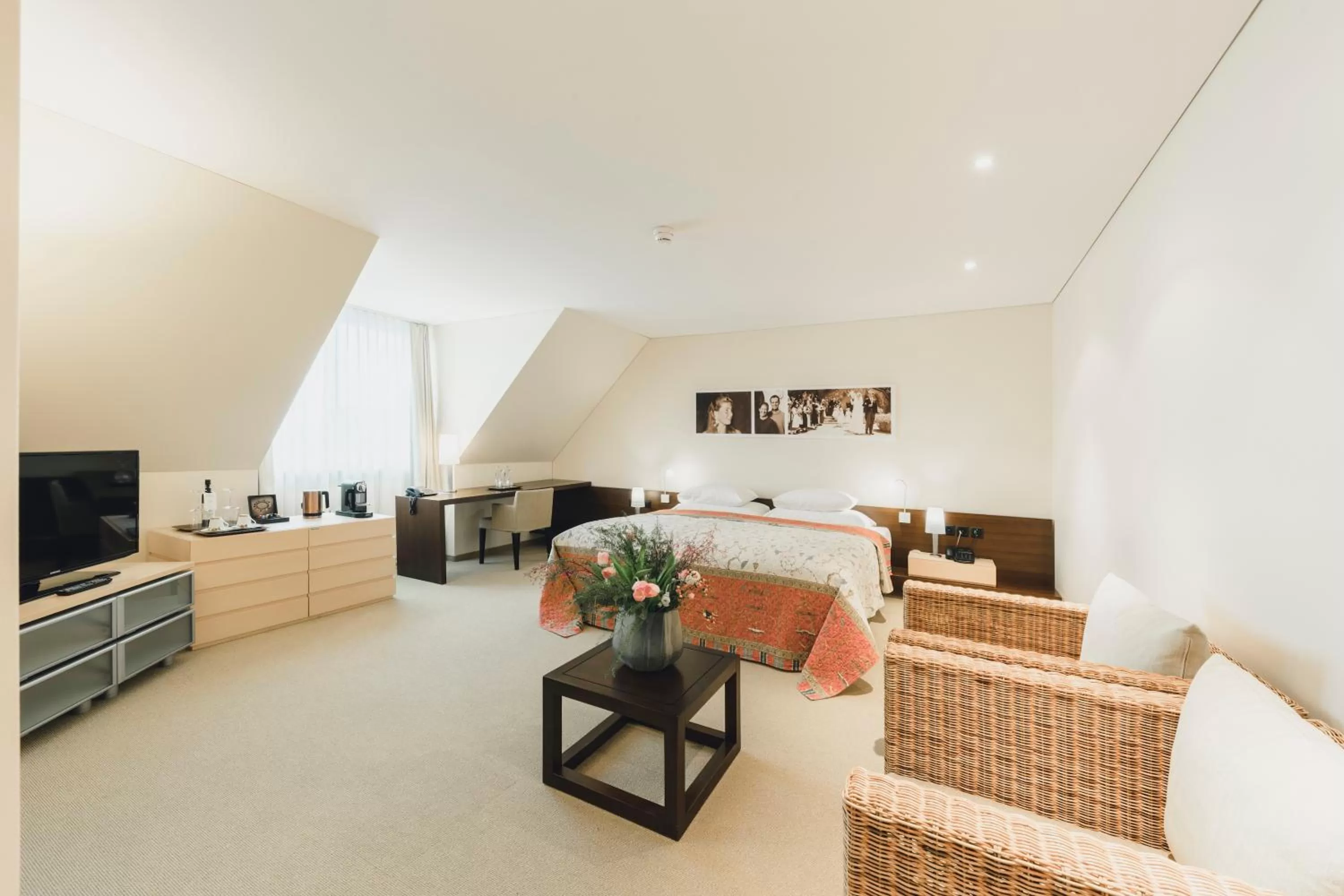 Bed in Residence Hotel