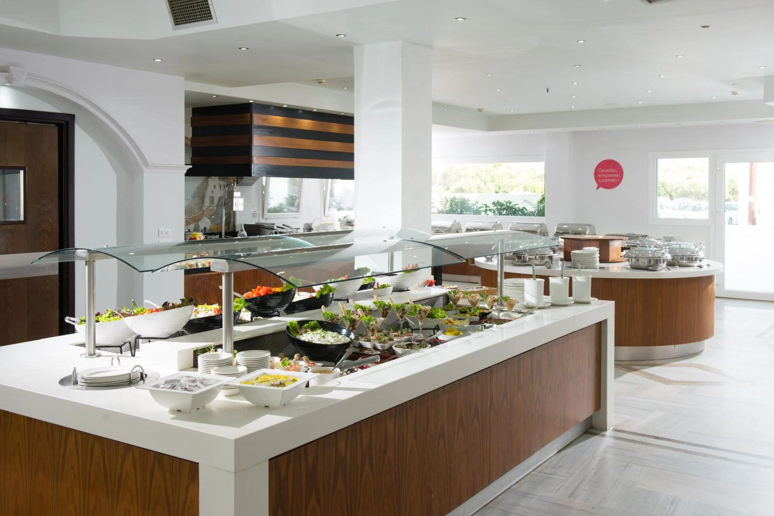 Restaurant/places to eat in Aelius Hotel and Spa