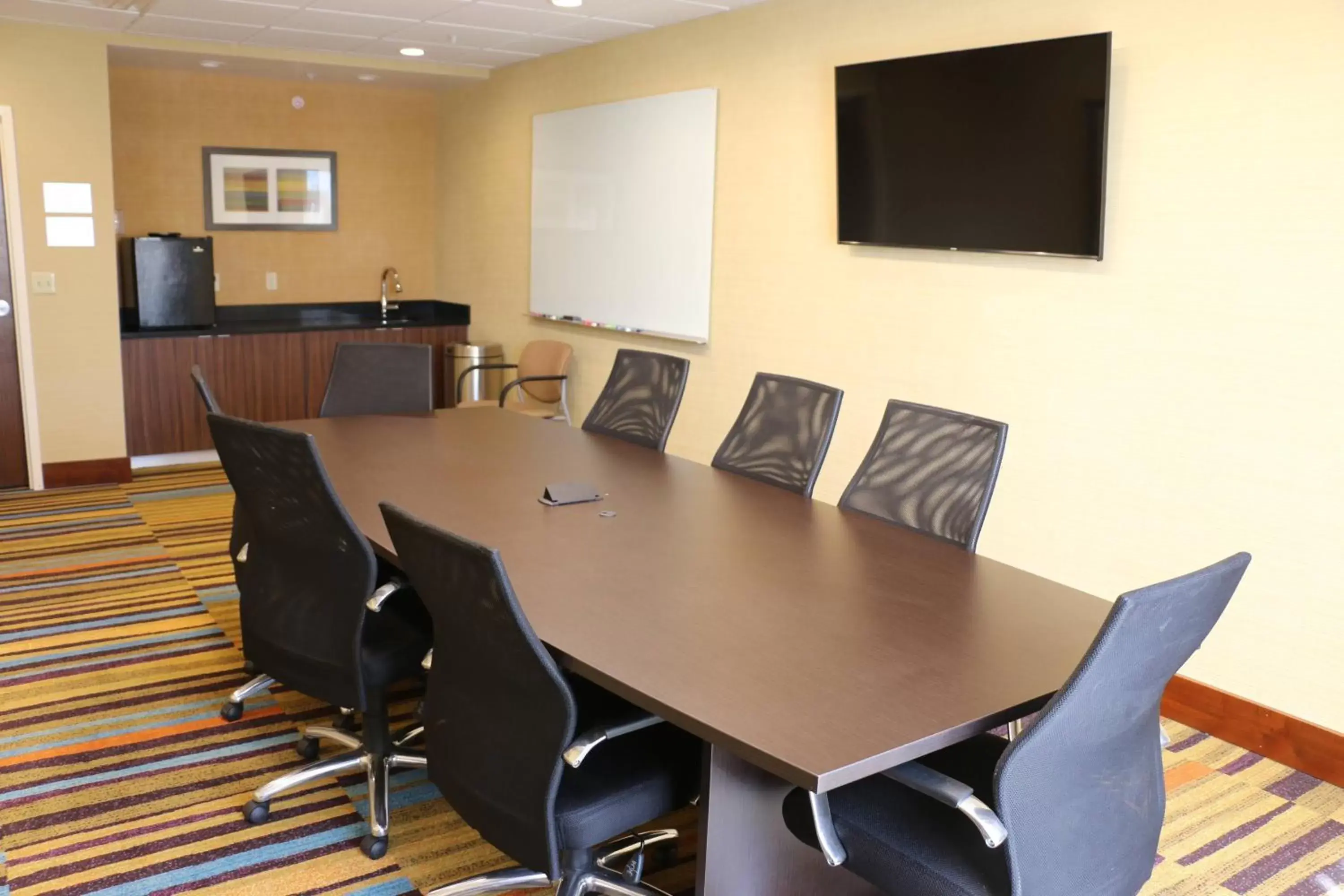 Meeting/conference room, Dining Area in Fairfield Inn & Suites by Marriott Bowling Green