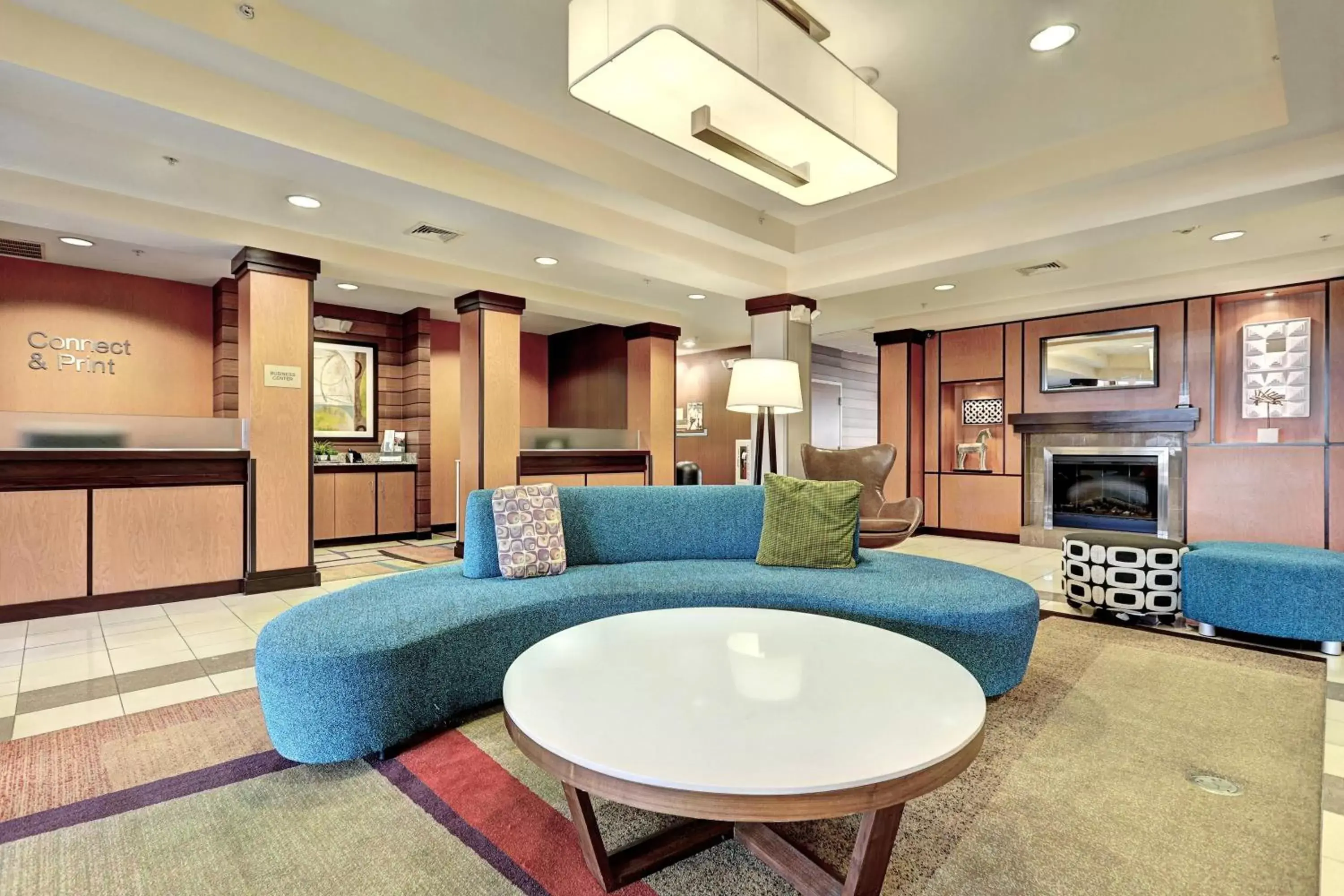 Lobby or reception in Fairfield Inn & Suites by Marriott Edison - South Plainfield