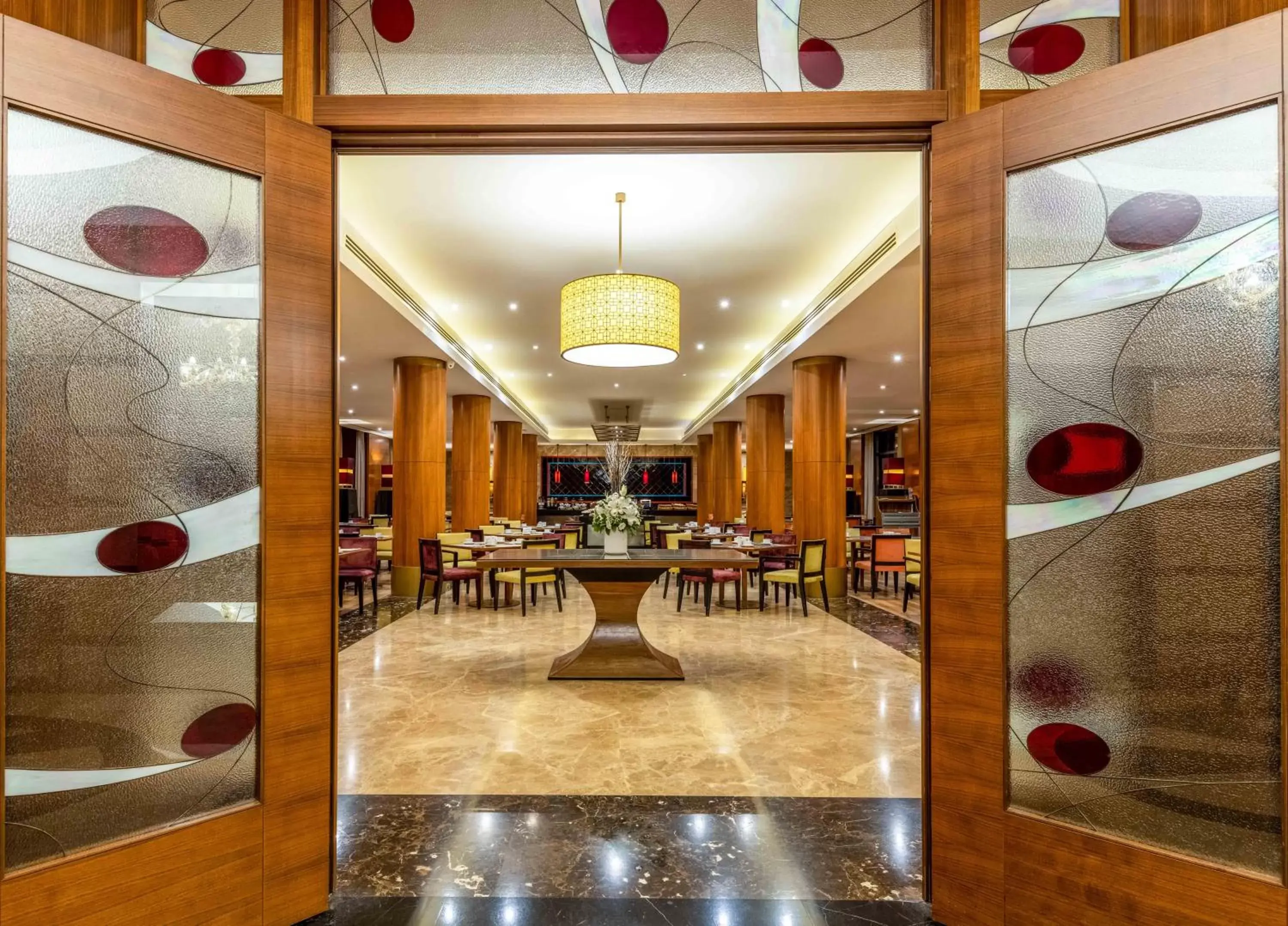 Restaurant/places to eat in Hotel Çelik Palas Convention Center & Thermal SPA
