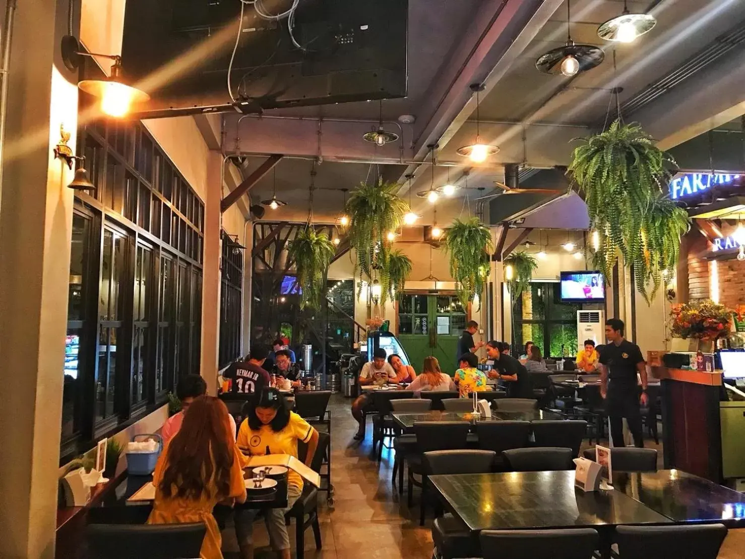 Restaurant/places to eat in The Farm House Hotel Ranong Restaurant/places to eat in The Farm House Hotel Ranong