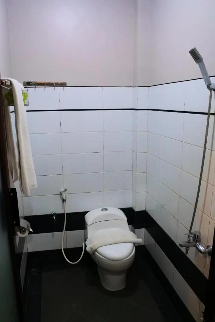 Bathroom in Grand Cordela Hotel AS Putra Kuningan