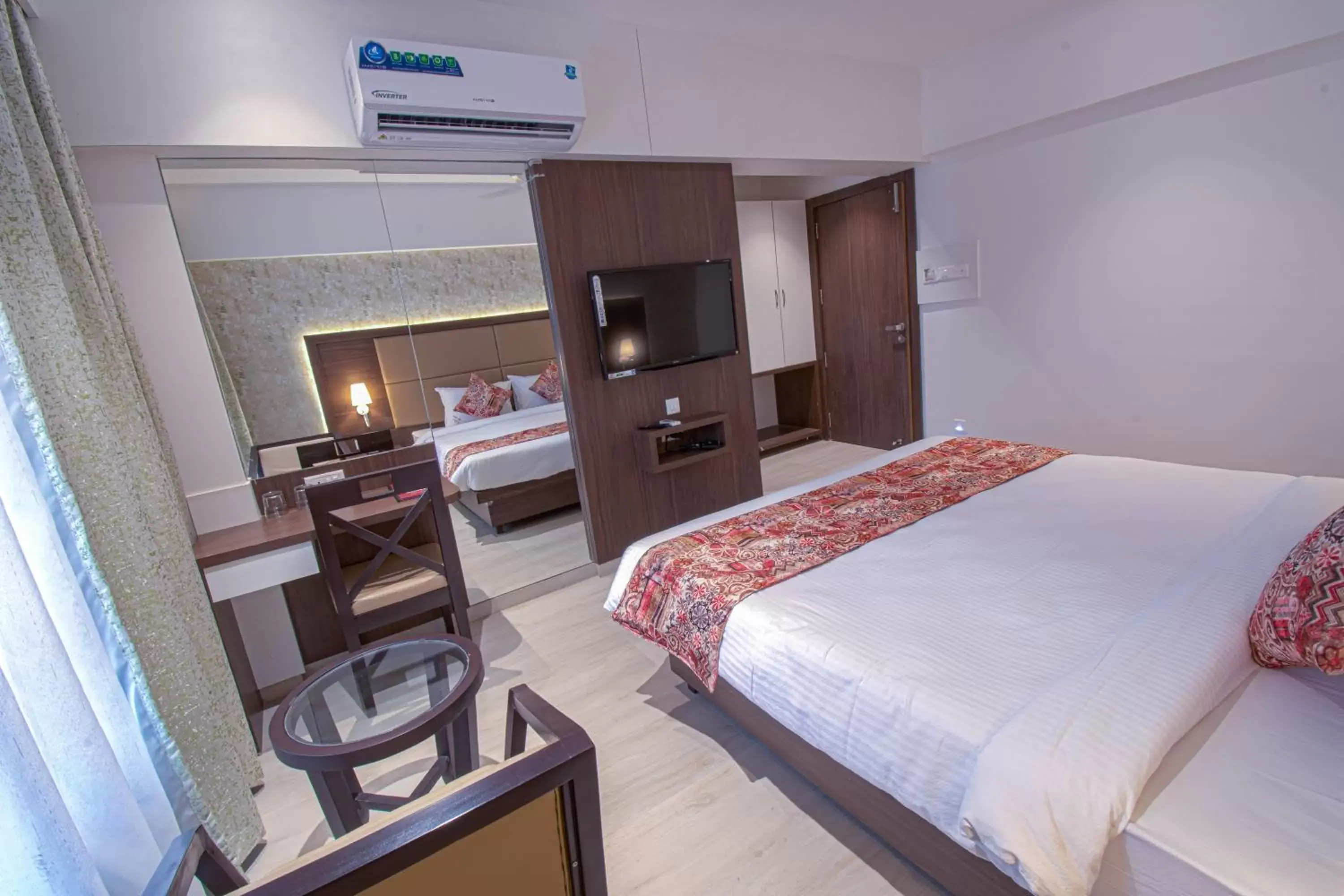 Photo of the whole room, Bed in Hotel Park Tree, NEAR 5 STAR MIDC, KANERIWADI, NH4 GOA HIGHWAY KOLHAPUR Photo of the whole room, Bed in Hotel Park Tree, NEAR 5 STAR MIDC, KANERIWADI, NH4 GOA HIGHWAY KOLHAPUR