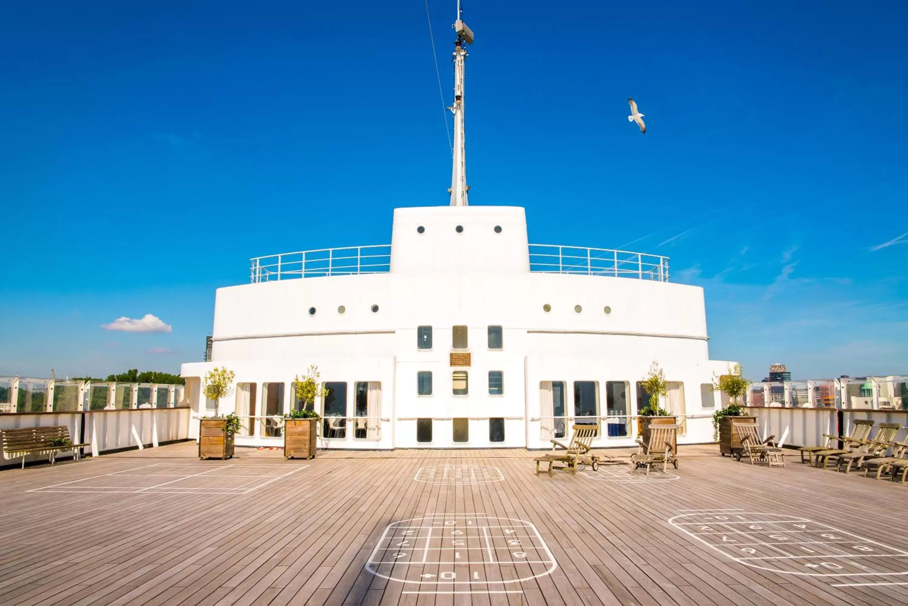 Property building in ss Rotterdam Hotel en Restaurants