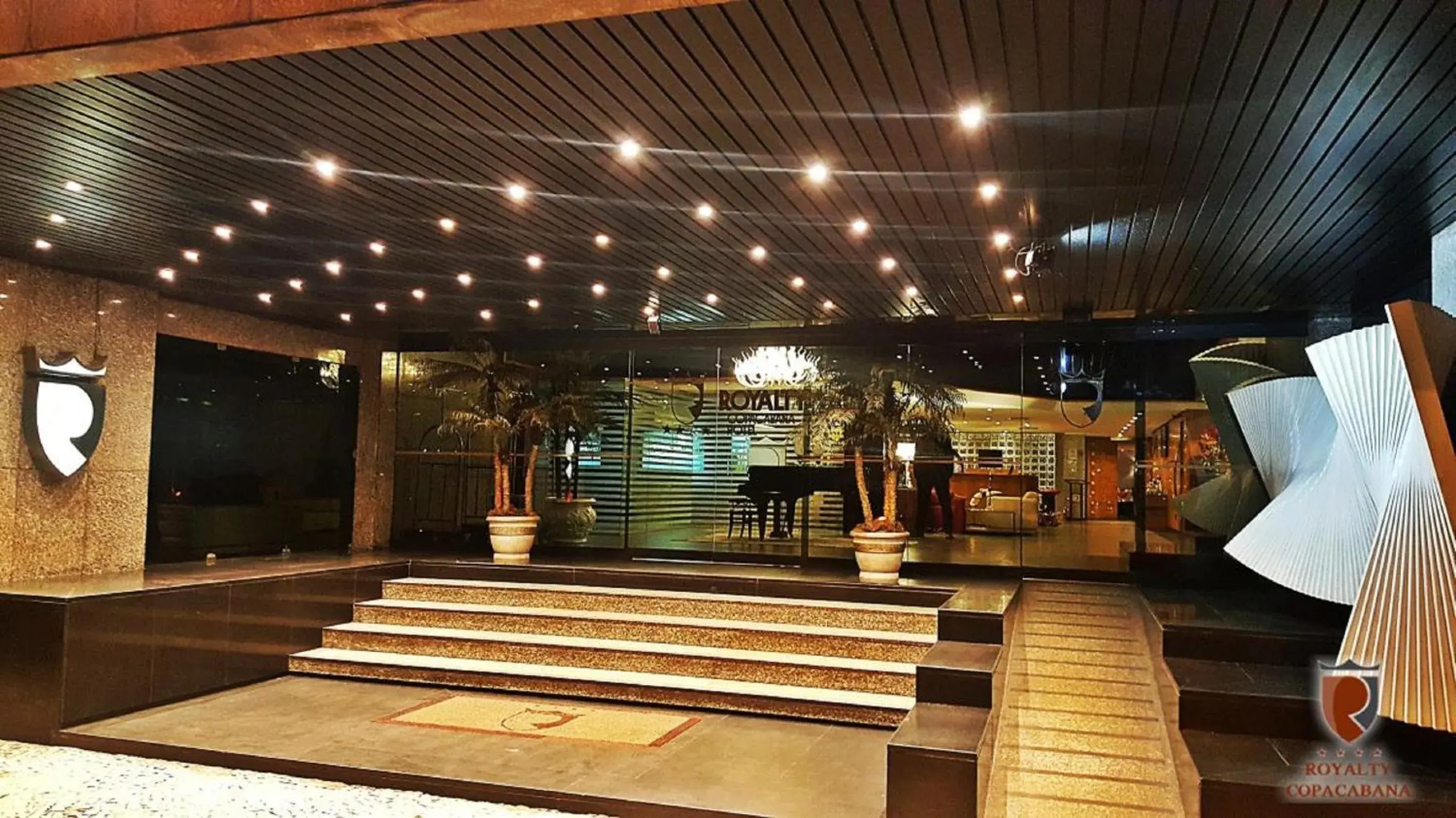 Facade/entrance in Royalty Copacabana Hotel Facade/entrance in Royalty Copacabana Hotel