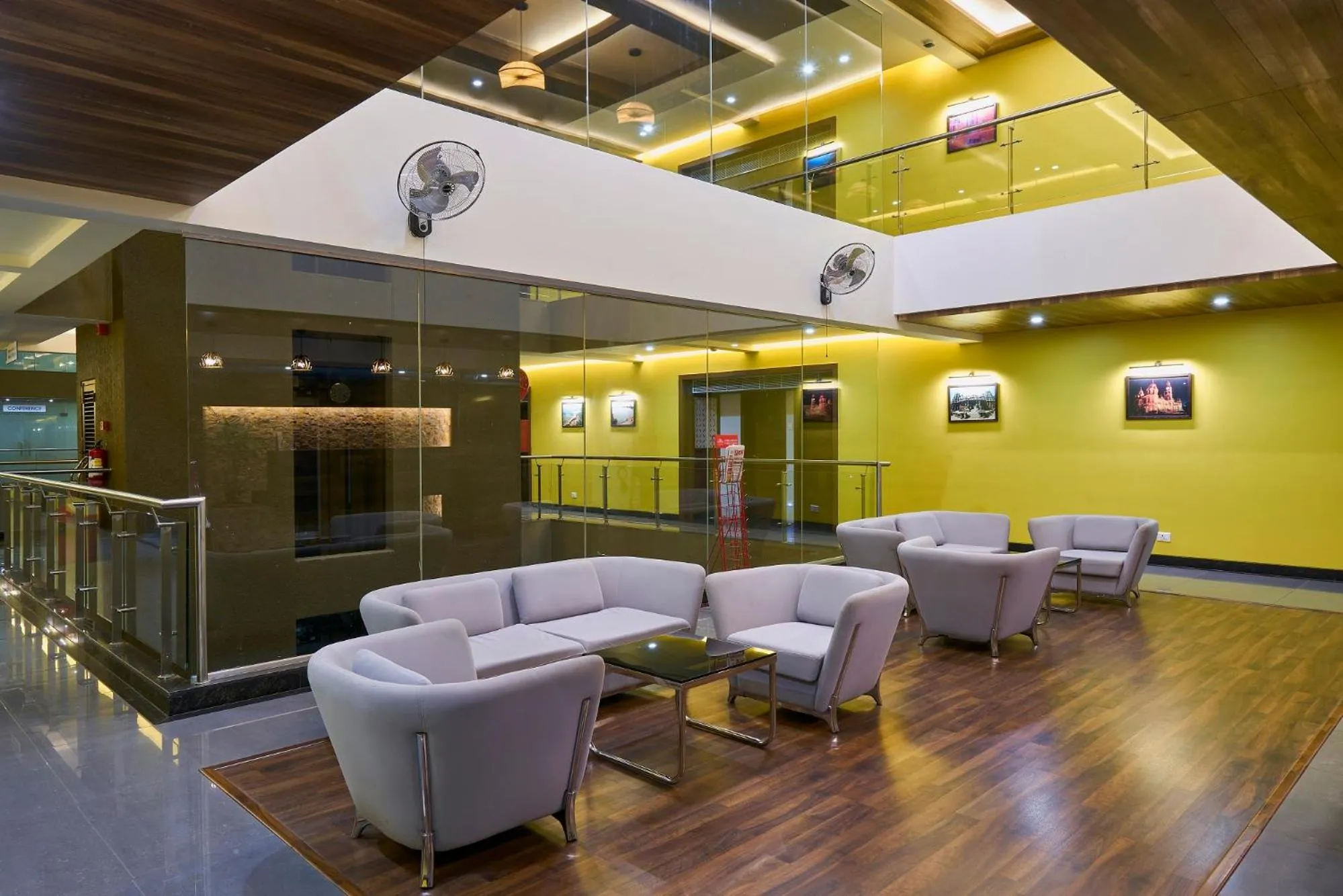 Lobby or reception in Hotel 3 Leaves NEAR CENTRAL BUS STAND