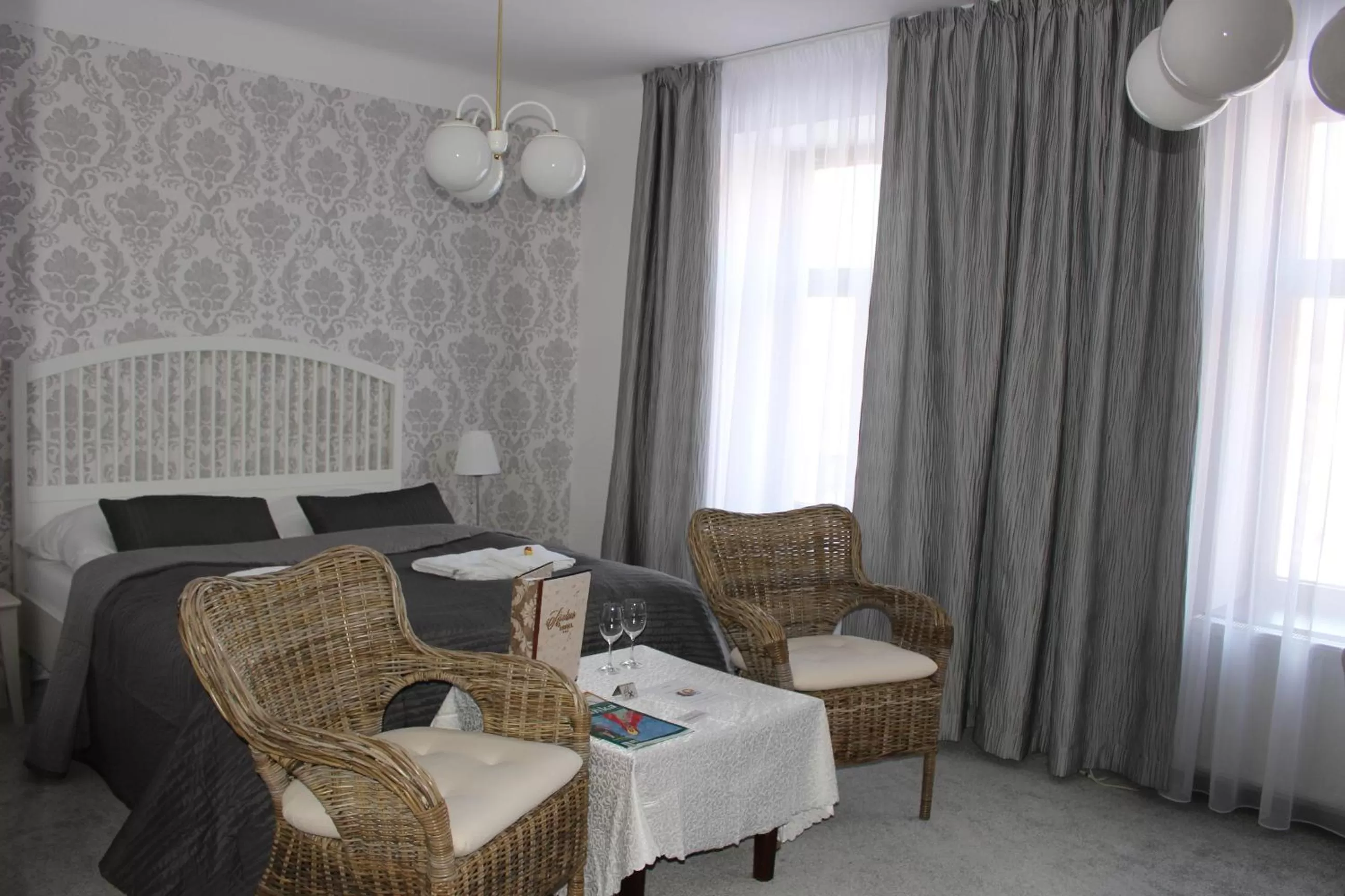 Photo of the whole room in Hotel Amadeus