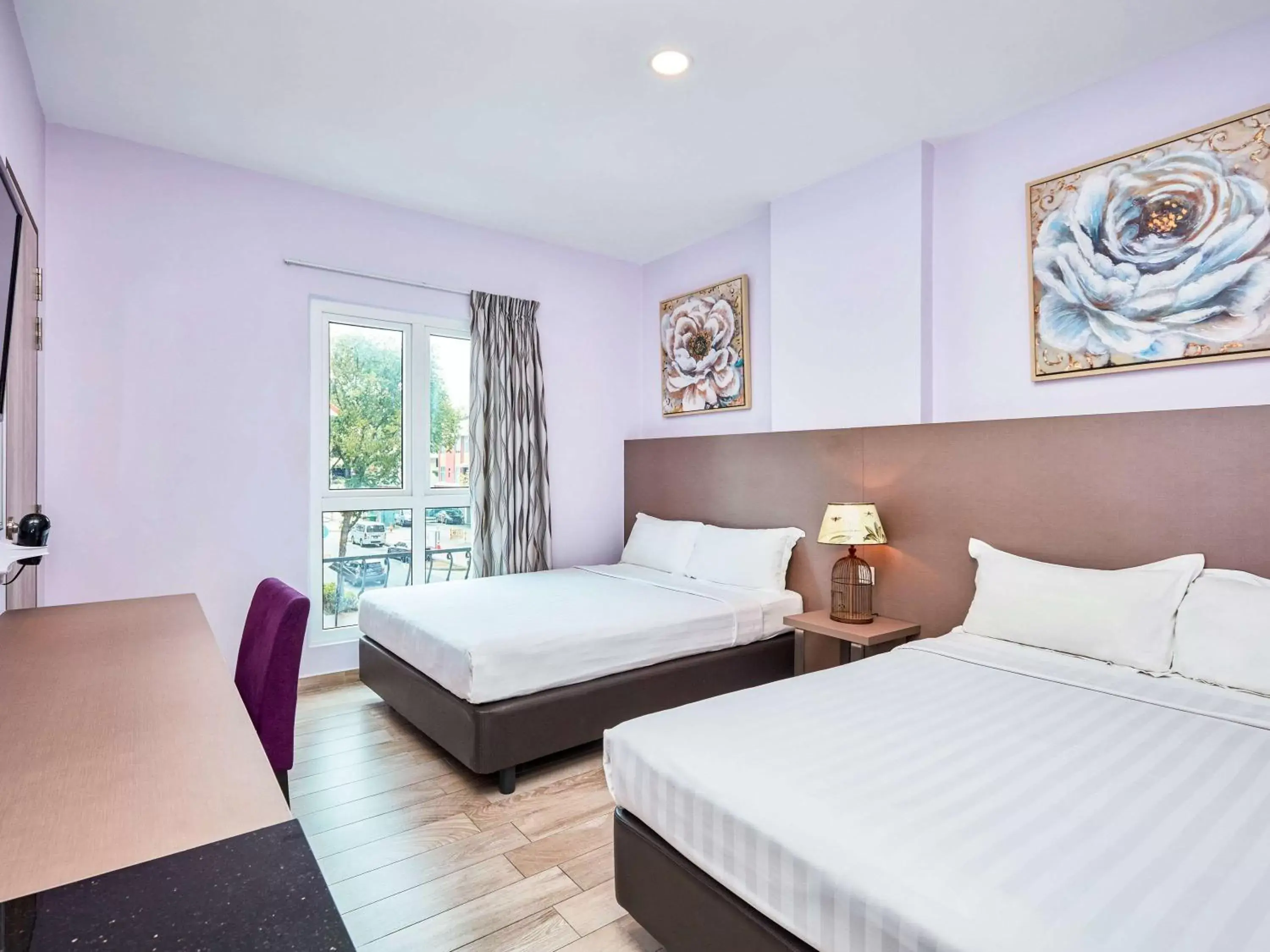 Bedroom, Bed in Ibis Budget Singapore Joo Chiat