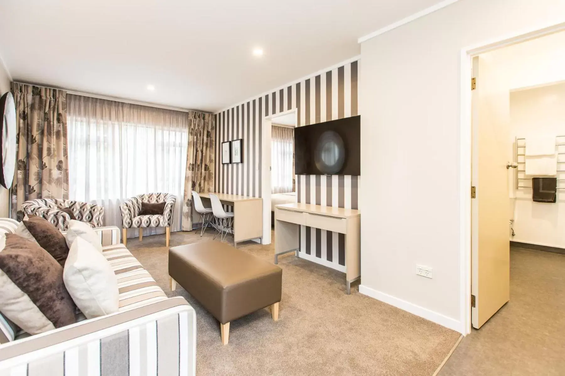 Premium One Bedroom in ASURE Destiny on Fitzherbert Motel Premium One Bedroom in ASURE Destiny on Fitzherbert Motel