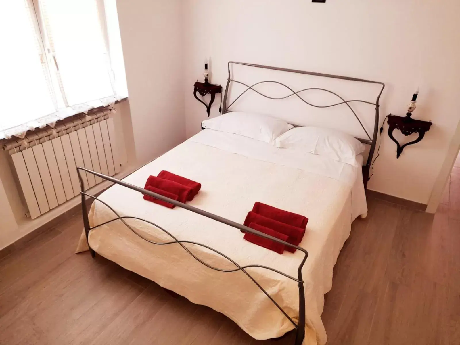 Double Room with Private Bathroom in Cava Resort Costa d'Amalfi Double Room with Private Bathroom in Cava Resort Costa d'Amalfi