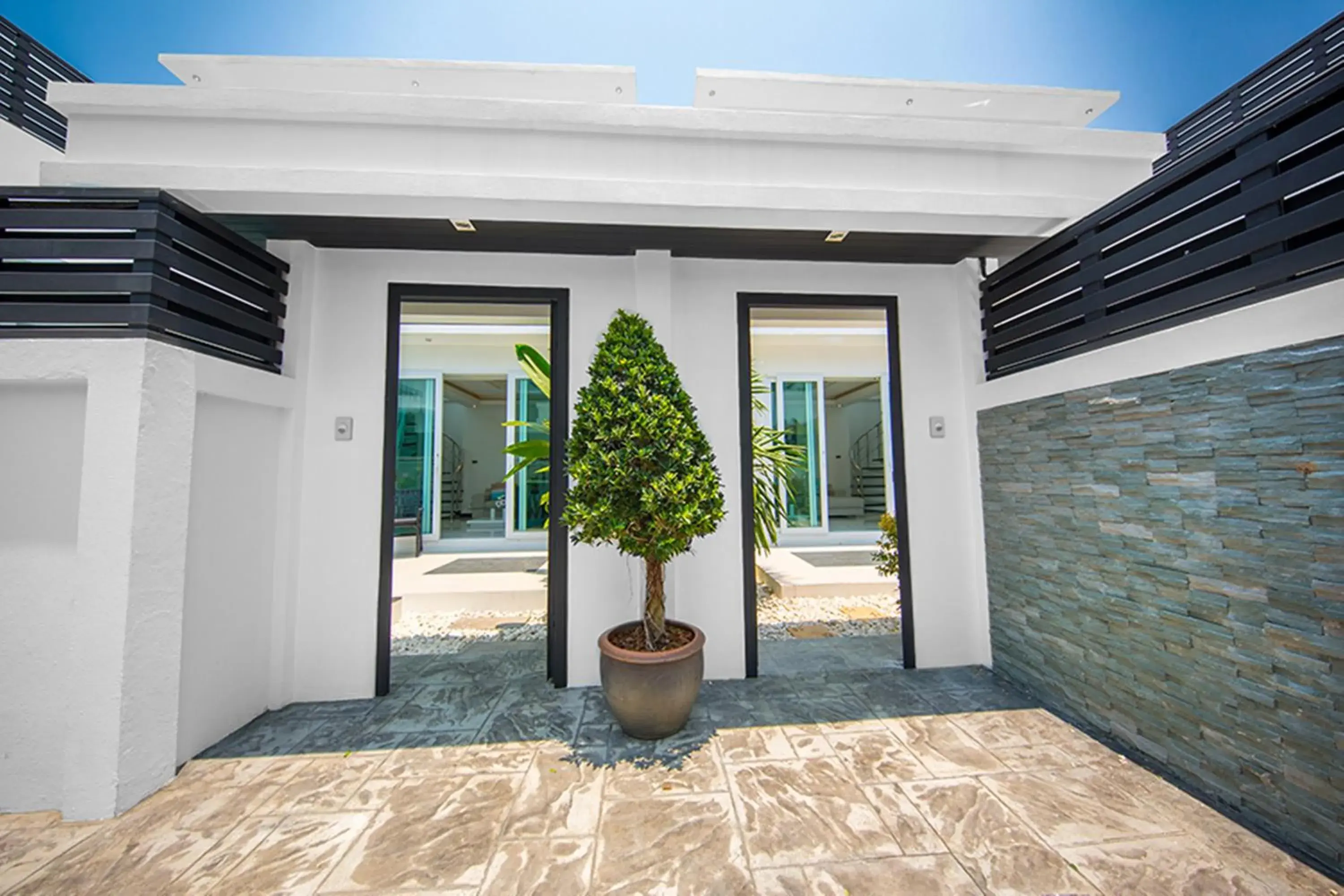 Facade/entrance in Colibri Pool Villa Pattaya