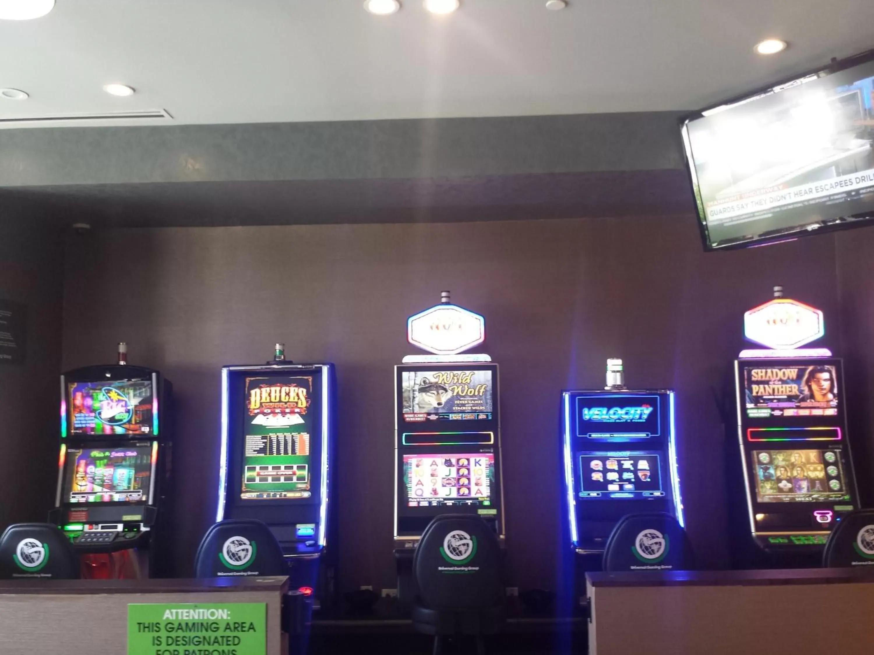 Game Room, Casino in Wyndham Garden Elk Grove Village - O'Hare