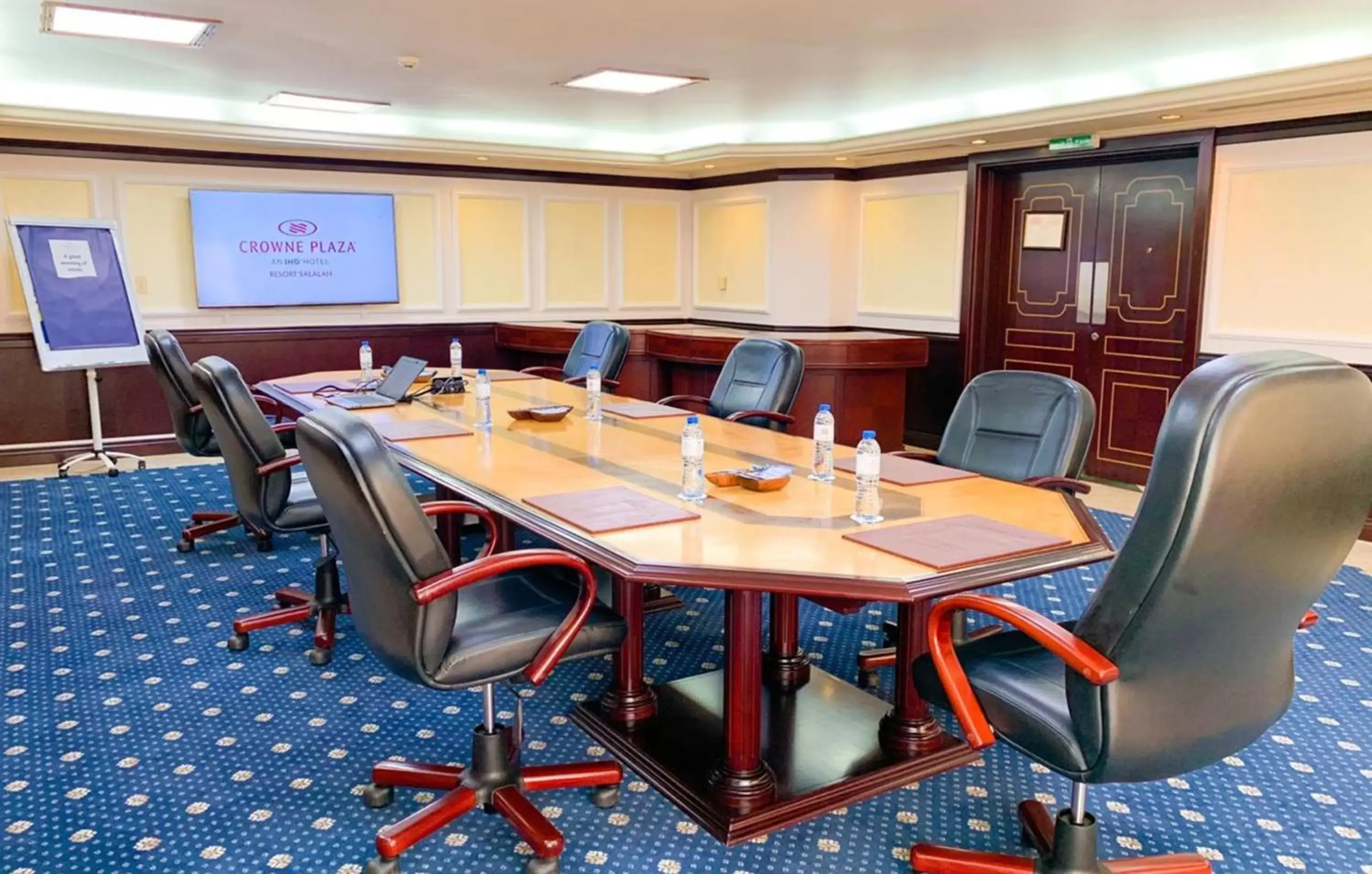 Meeting/conference room in Crowne Plaza Resort Salalah, an IHG Hotel