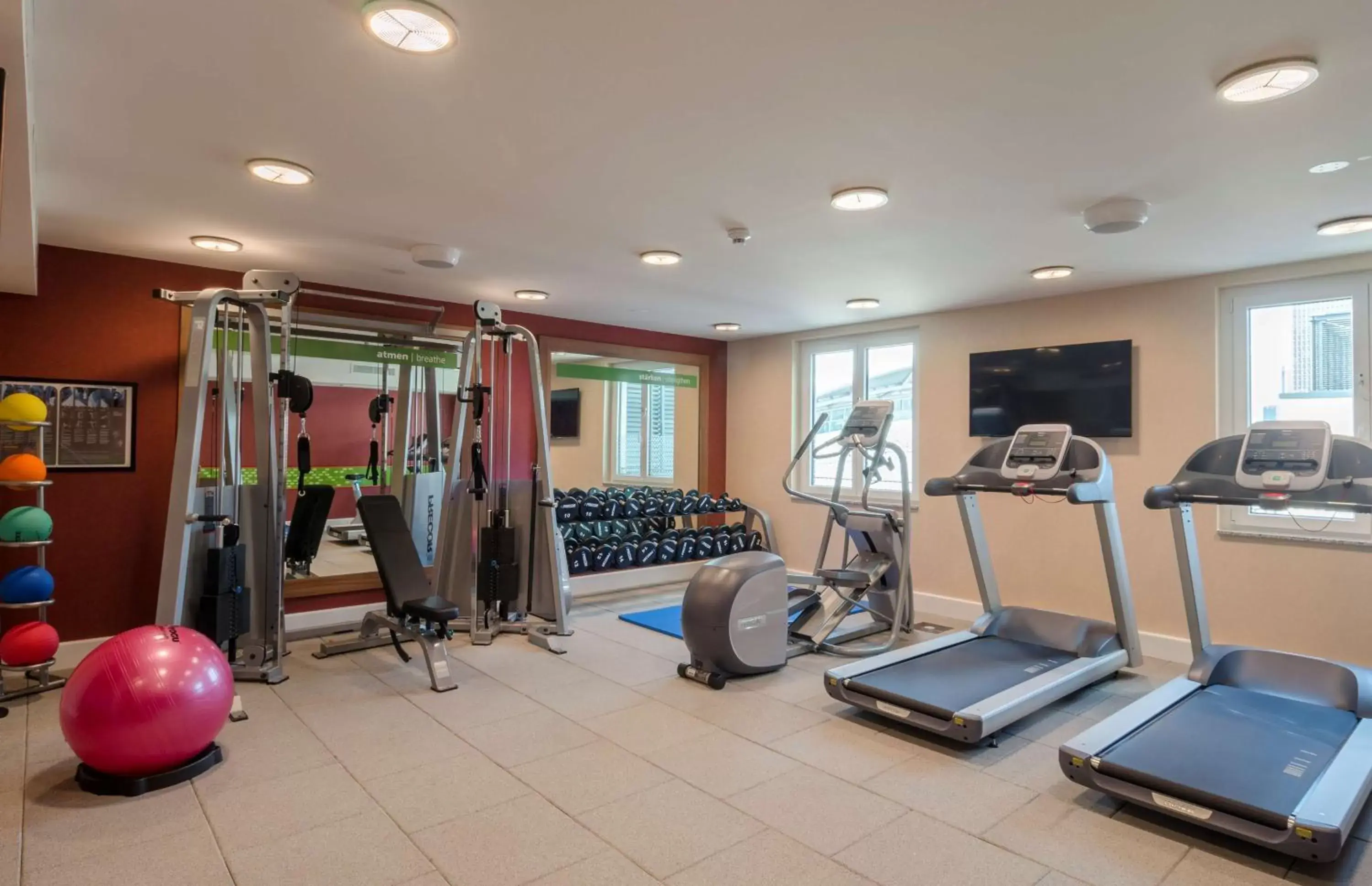 Fitness centre/facilities, Fitness Center/Facilities in Hampton by Hilton Frankfurt City Centre