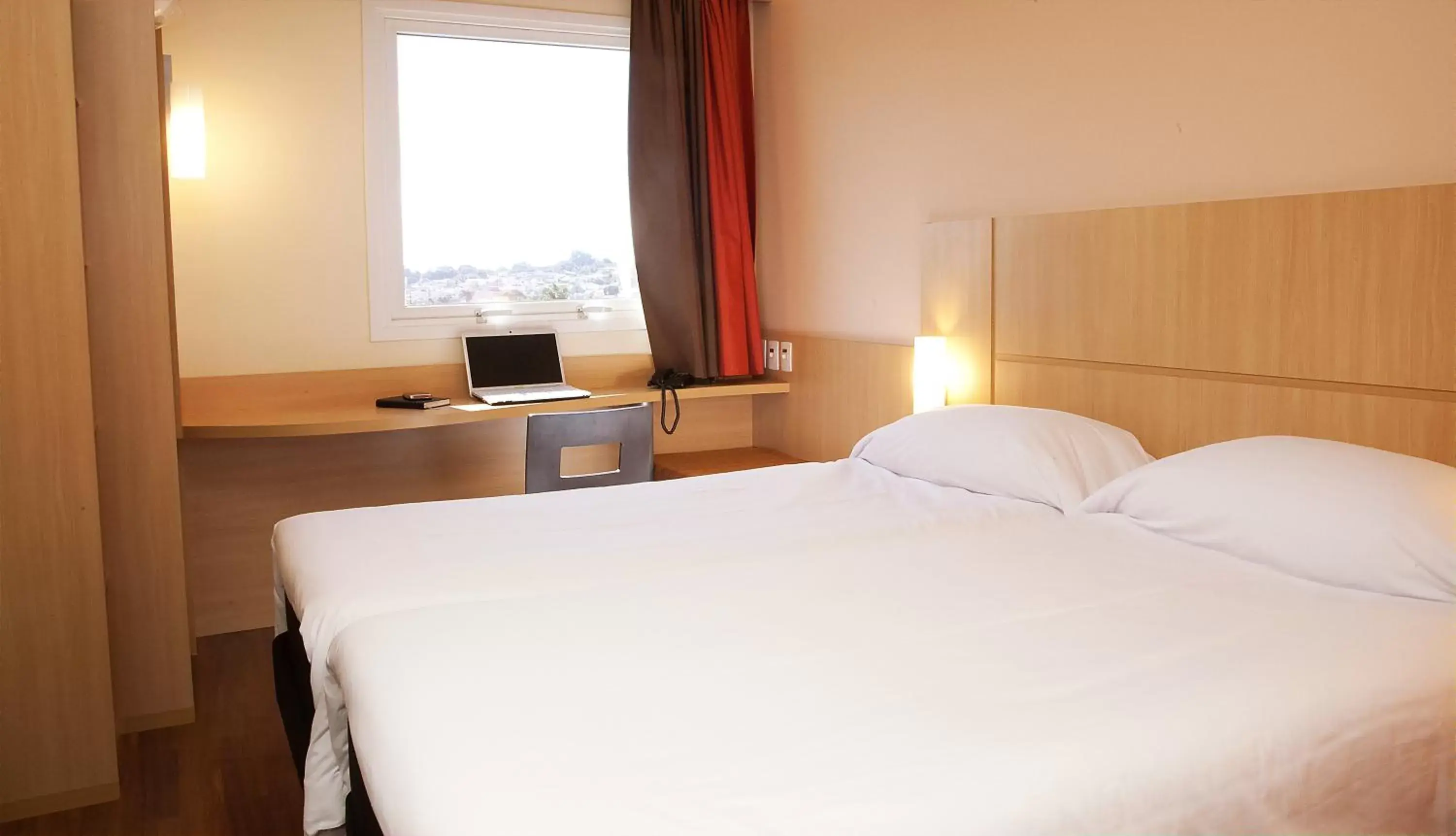 Standard Double Room in ibis Ourinhos