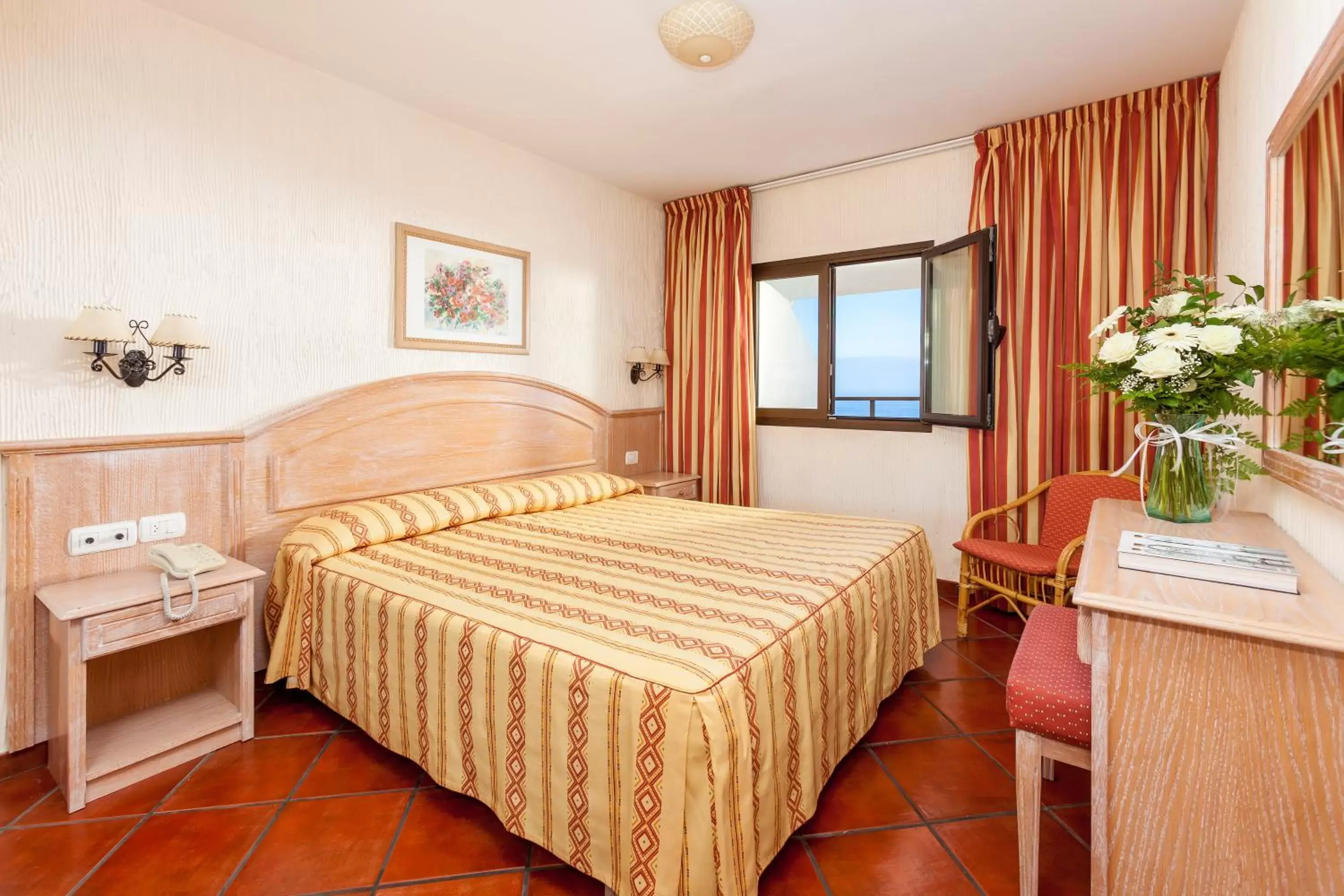 Bed in Apartamentos Masaru Bed in Apartamentos Masaru