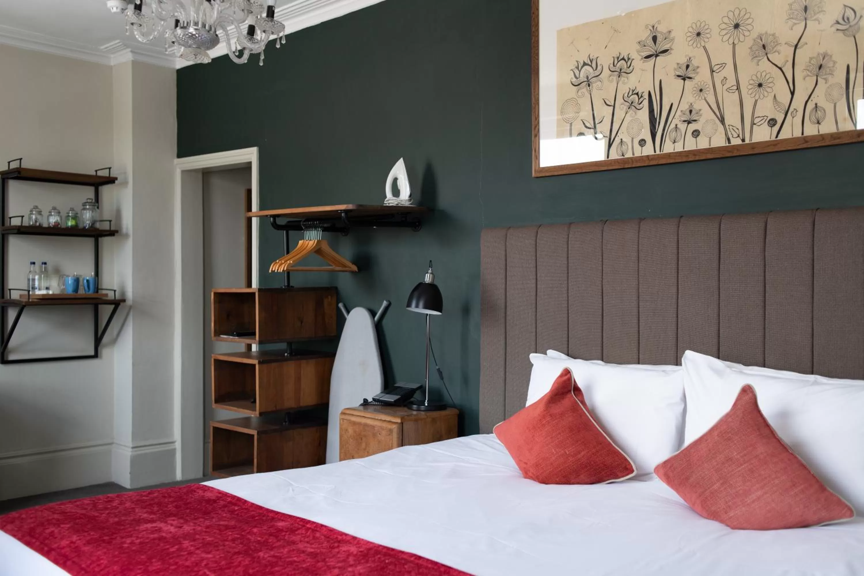 Bed in Kew Gardens Hotel