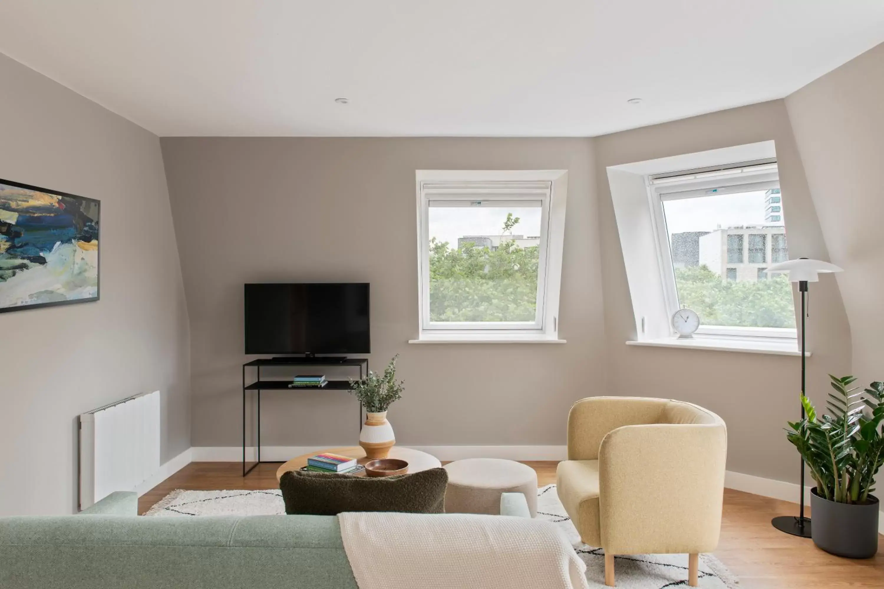 Living room, Seating Area in Cove Minshull Street