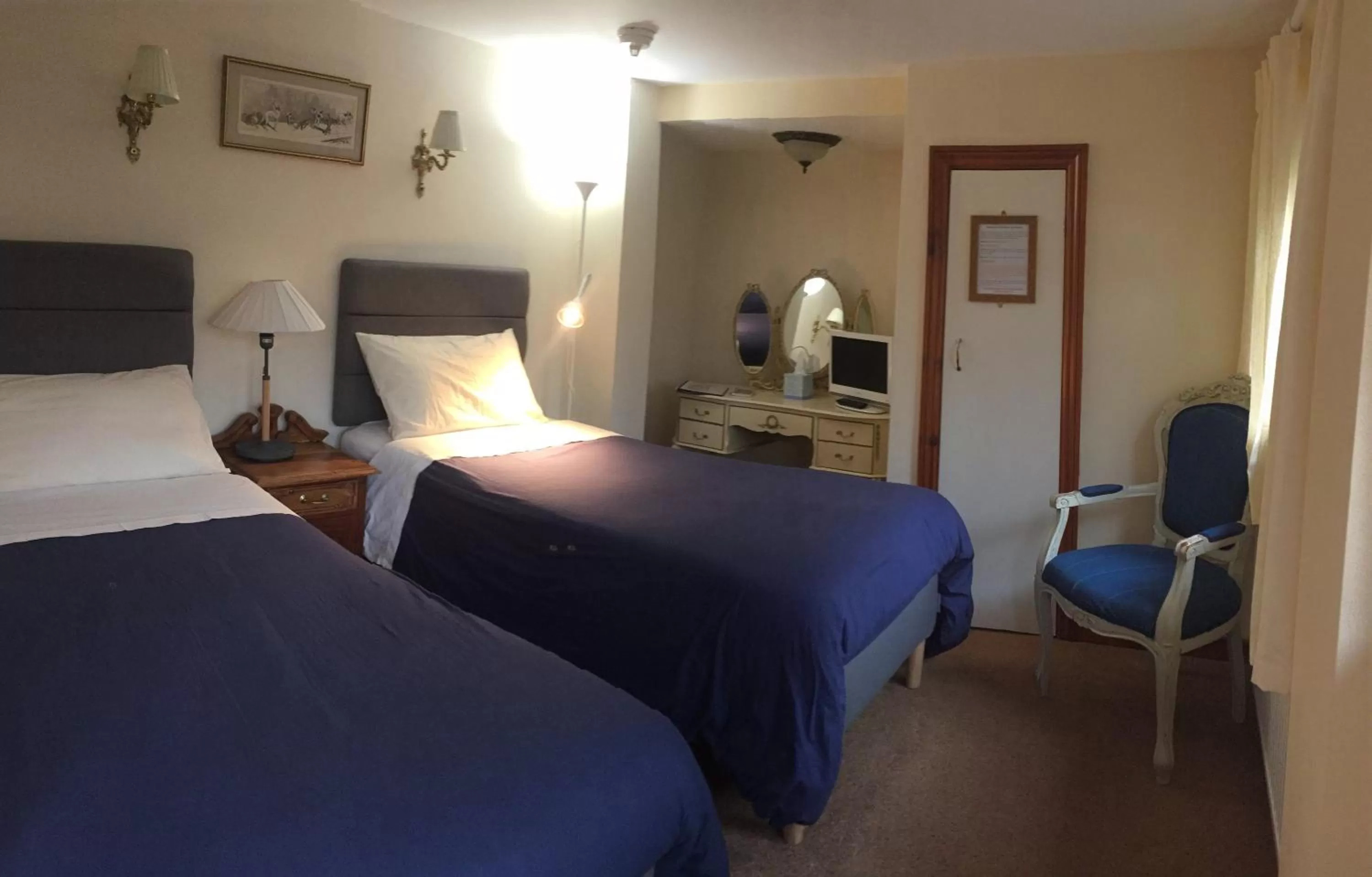 Bed in Borderers Inn