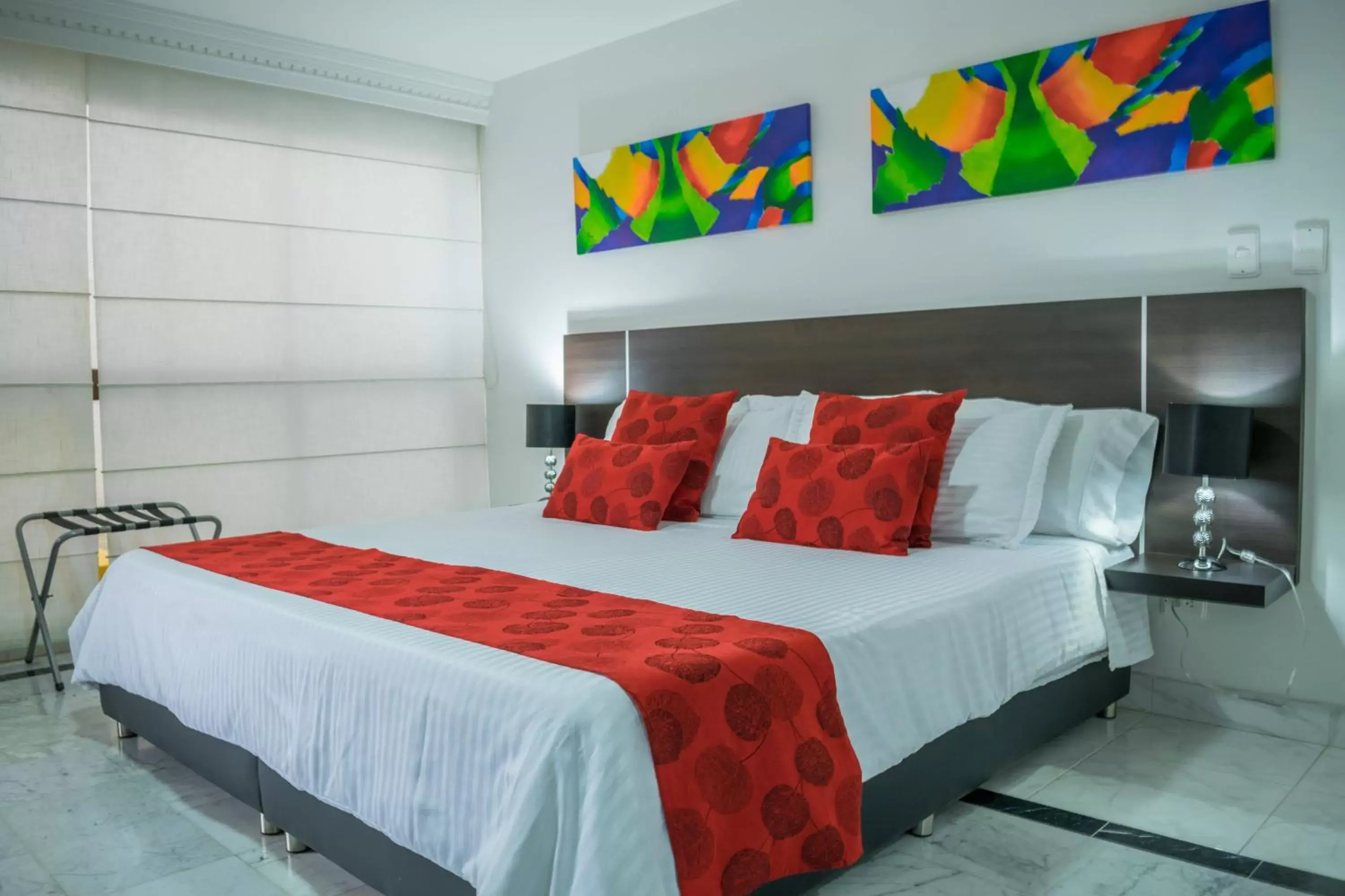 Bedroom, Bed in Hotel Montes De La Castellana Bedroom, Bed in Hotel Montes De La Castellana