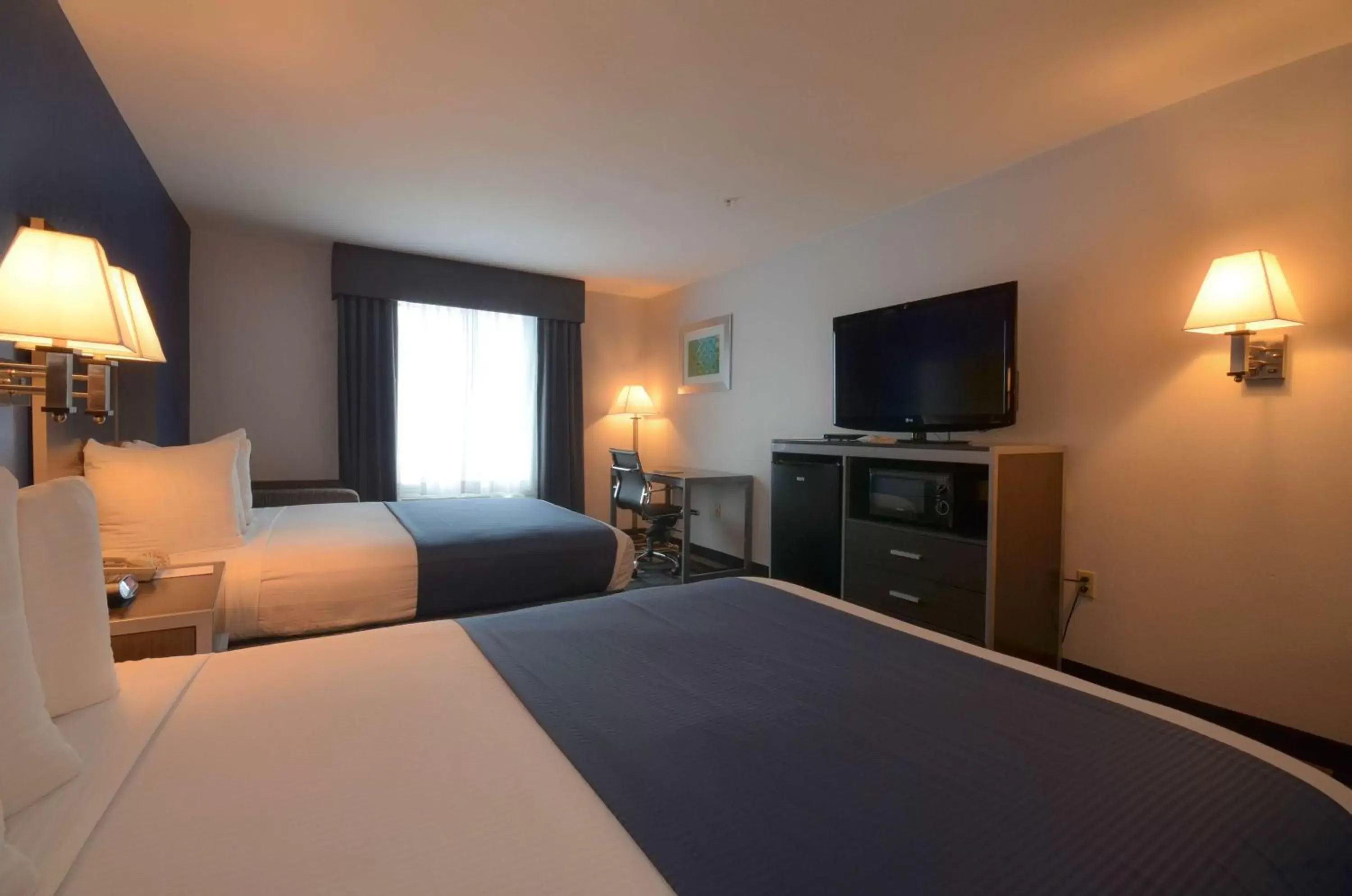 Queen Room with Two Queen Beds - Non-Smoking in Best Western Galleria Inn & Suites