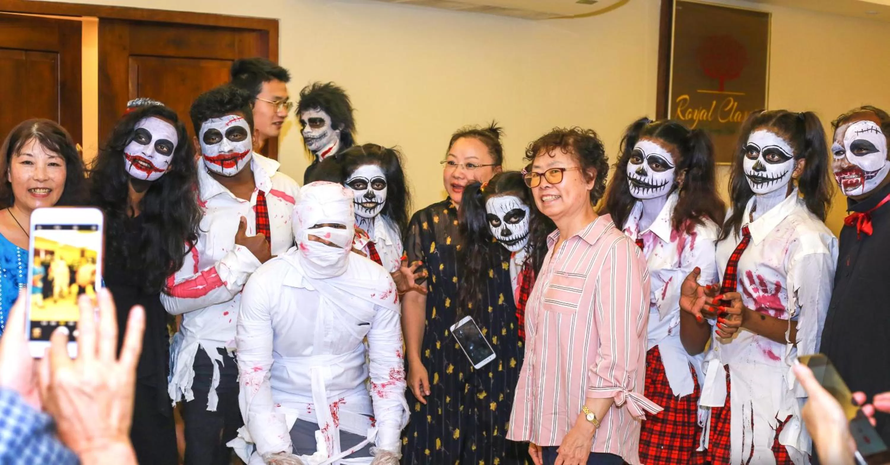 group of guests in Royal Classic Resort