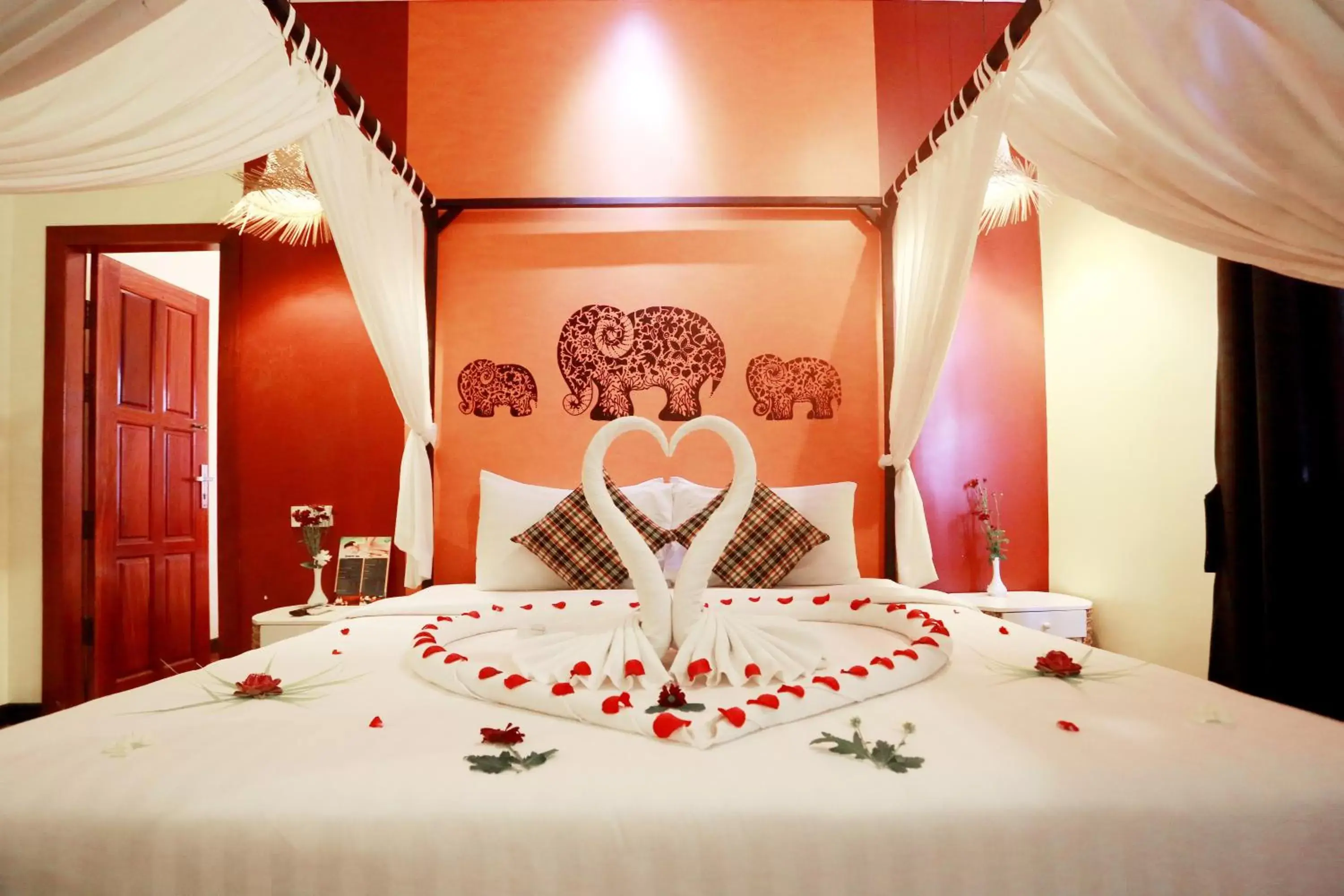 Deluxe Double or Twin Room @ Free Pickup - single occupancy in Central Indochine D'angkor Hotel Deluxe Double or Twin Room @ Free Pickup - single occupancy in Central Indochine D'angkor Hotel