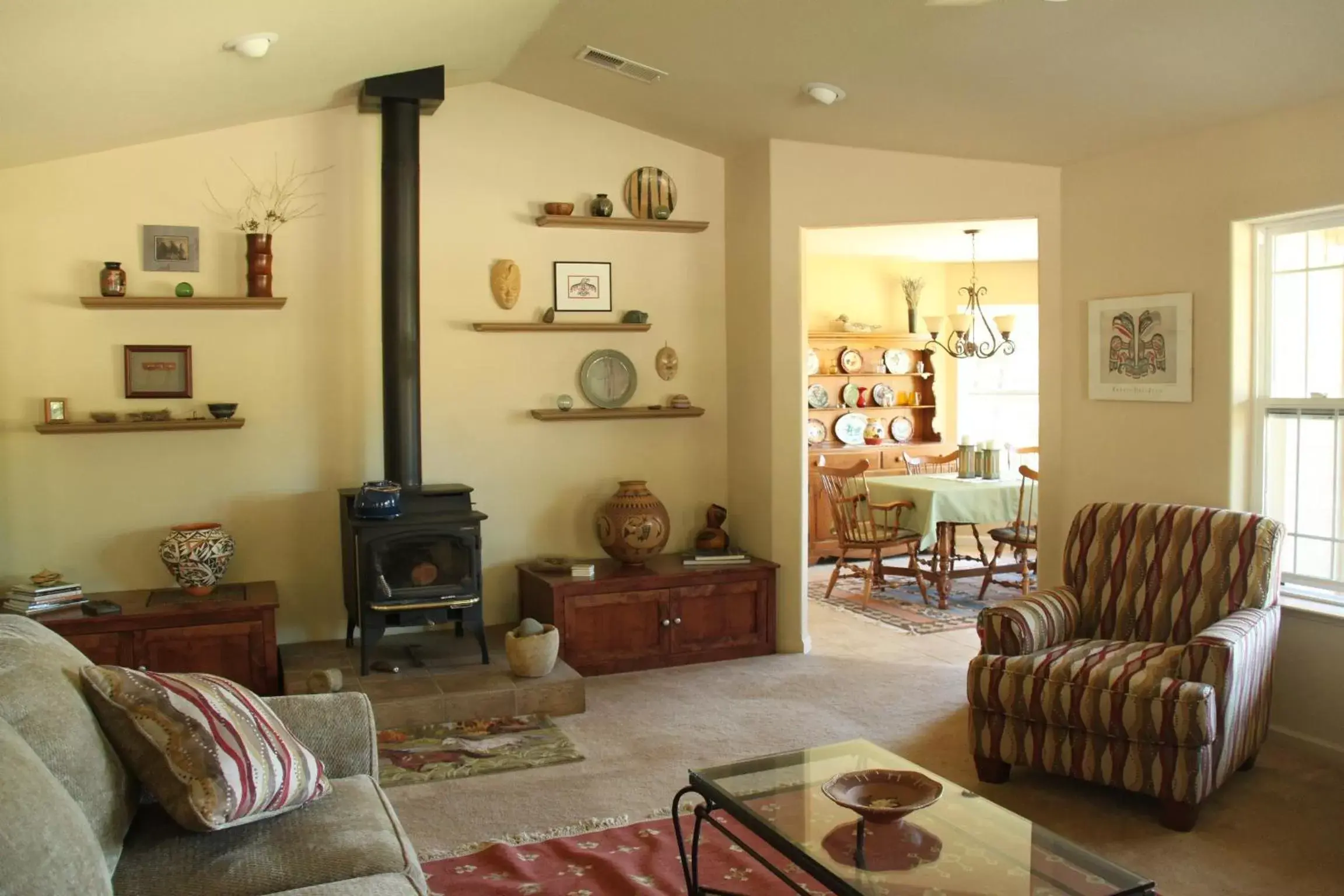 Living room, Seating Area in Red Tail Ranch