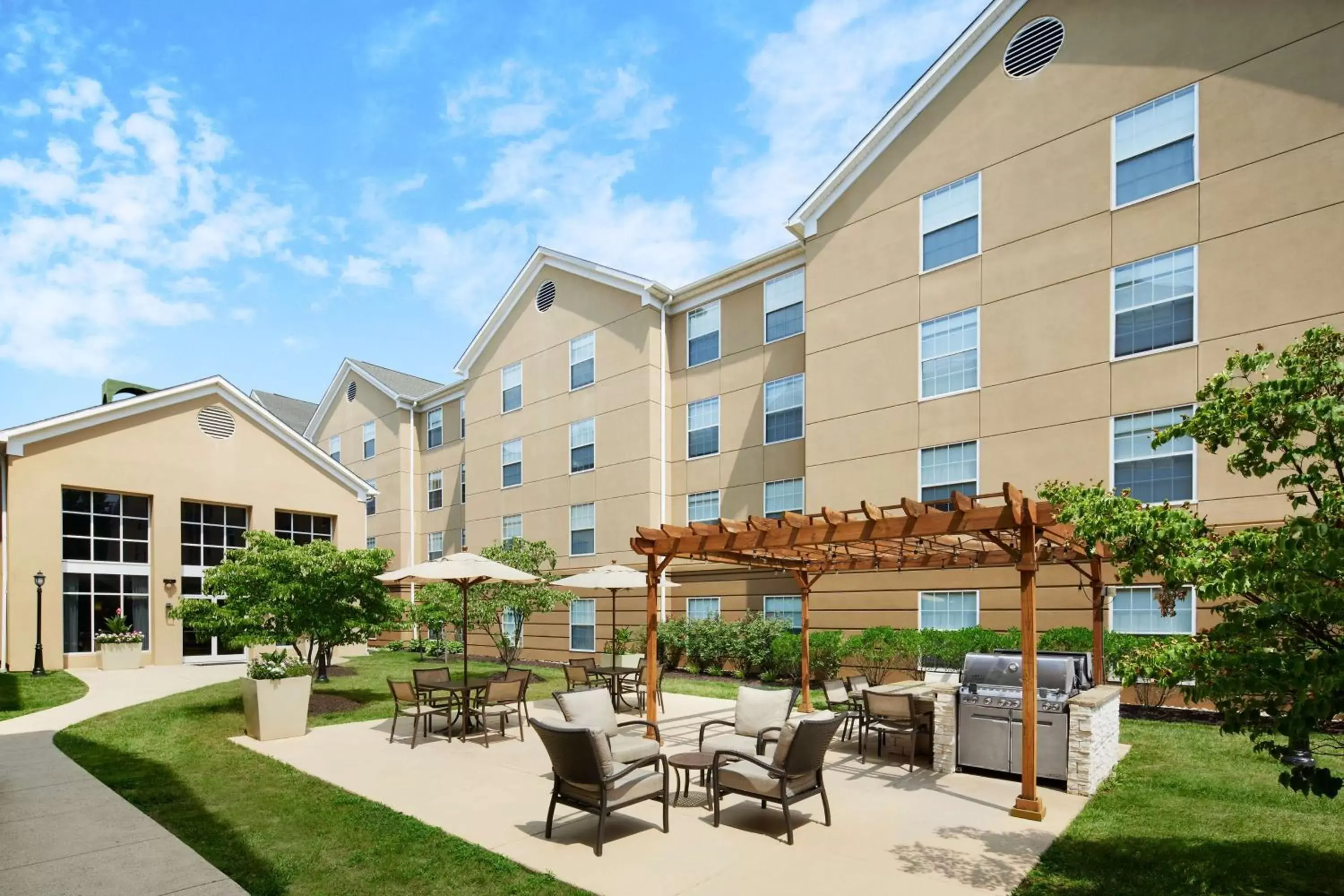 Property Building in Homewood Suites by Hilton Baltimore-Washington Intl Apt