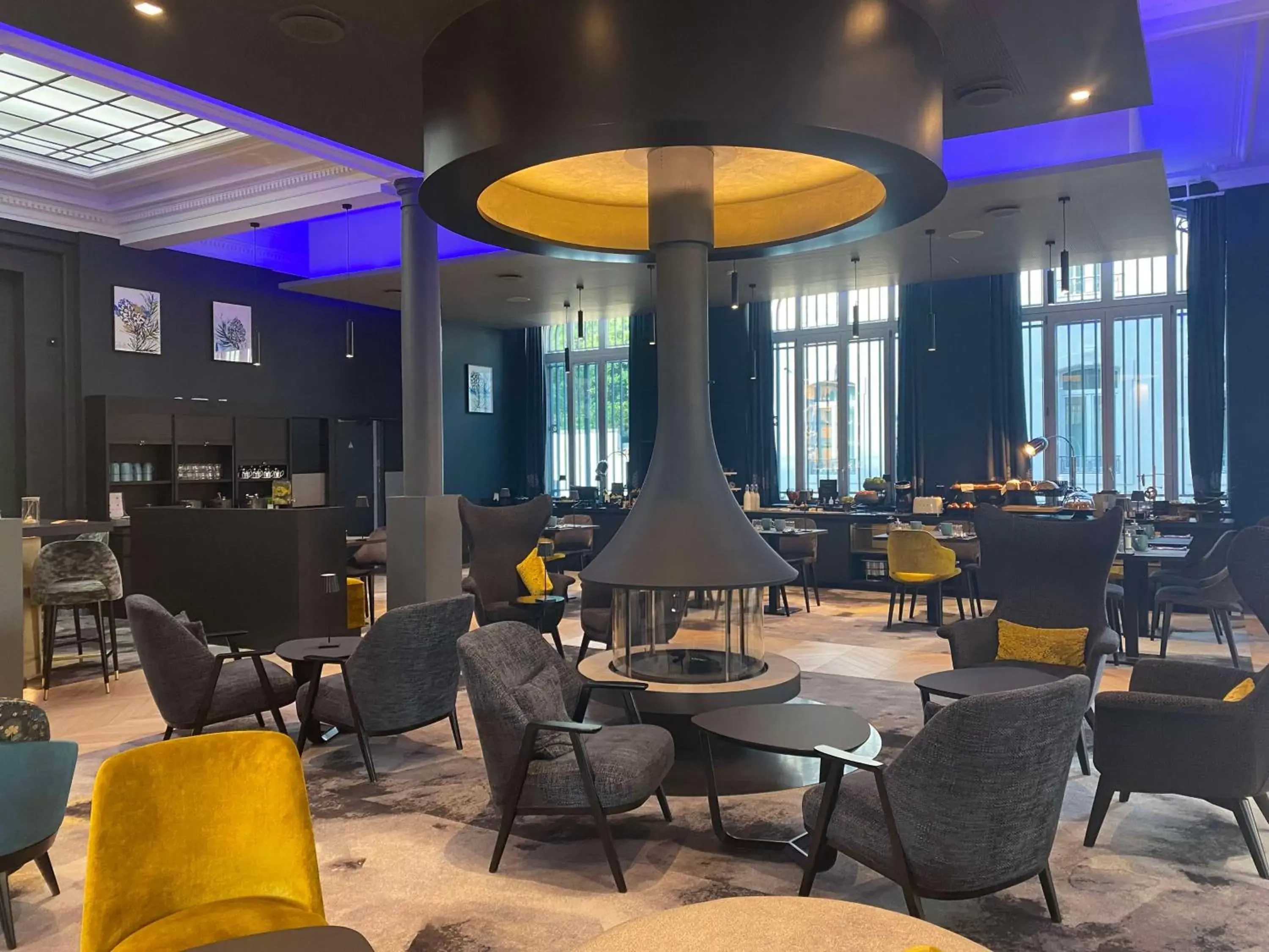 Lounge or bar, Lounge/Bar in Best Western Premier Le Chapitre Hotel and Spa