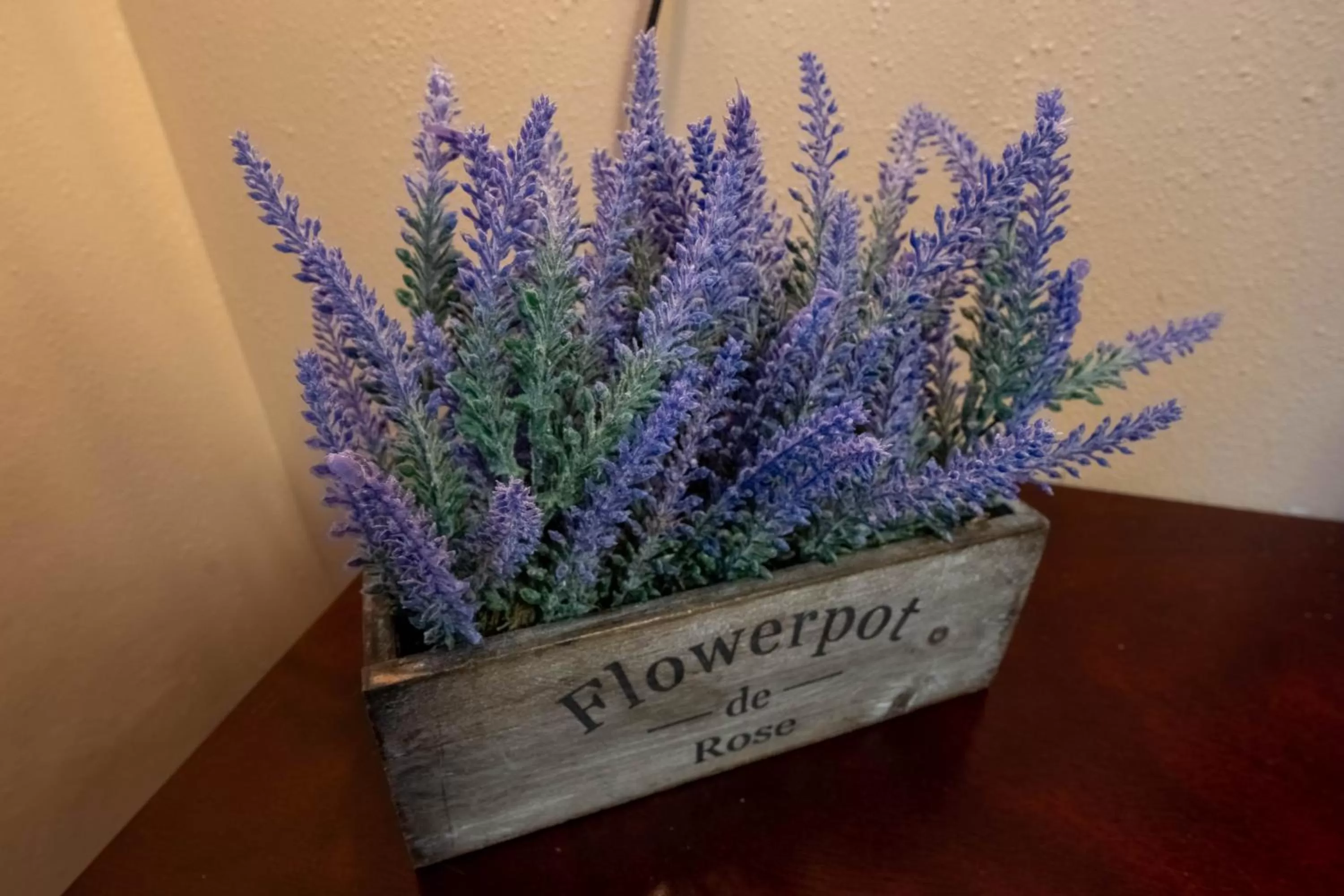 Bedroom, Property Logo/Sign in Pump House Inn & Spa