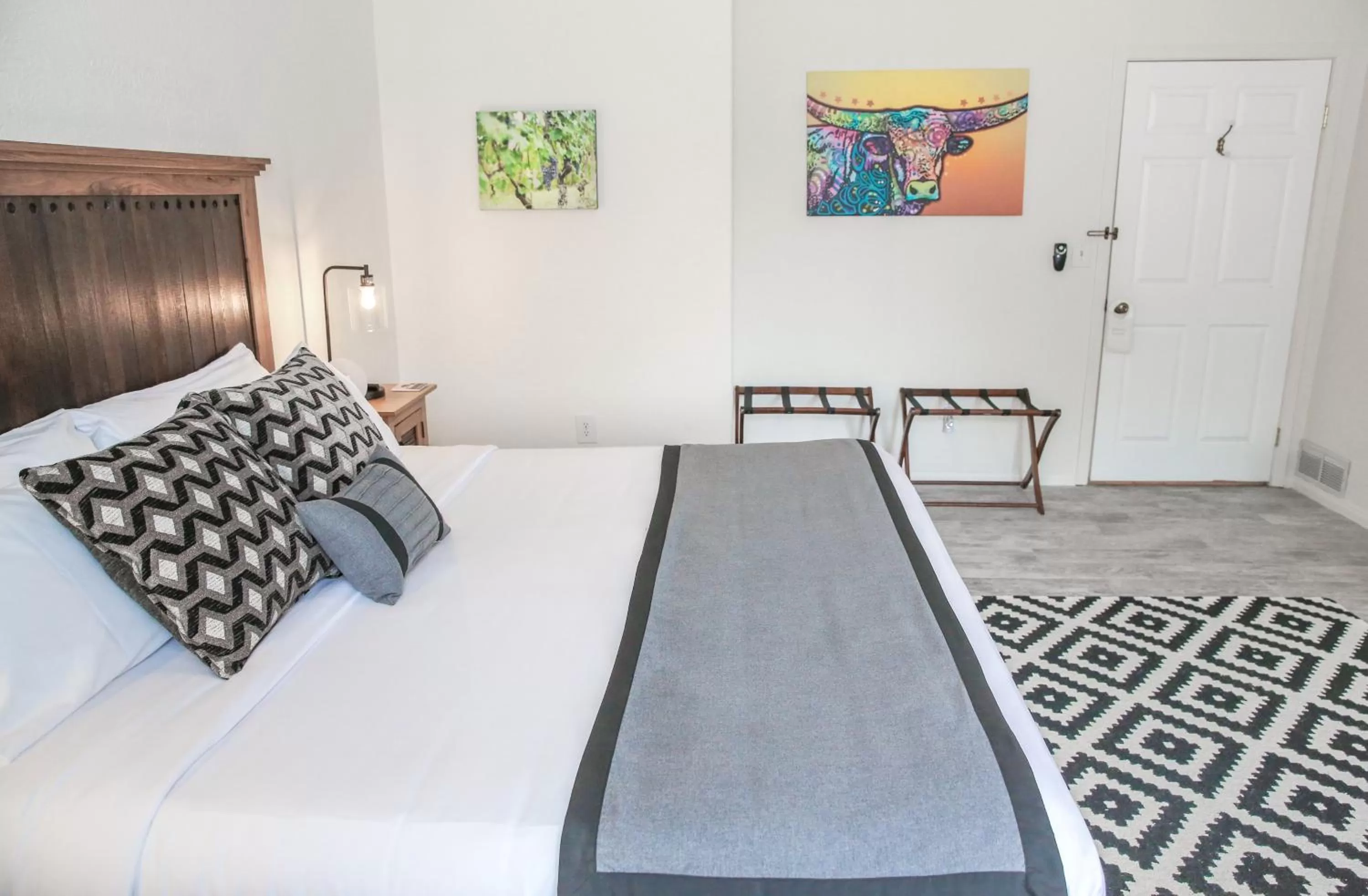 Bed in The Eden House Vineyard