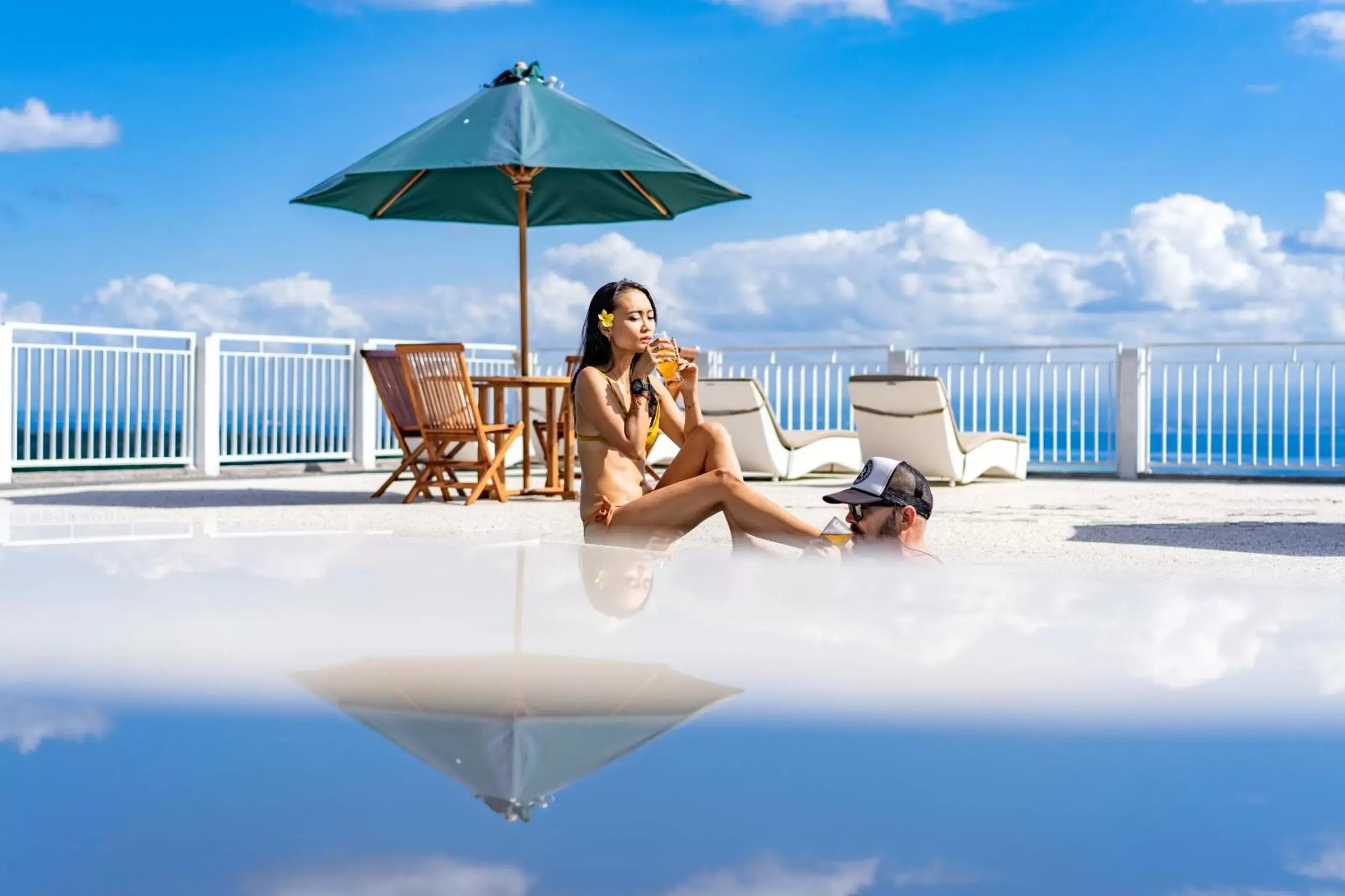 Guests, Swimming Pool in Samuh Sunset Hotel