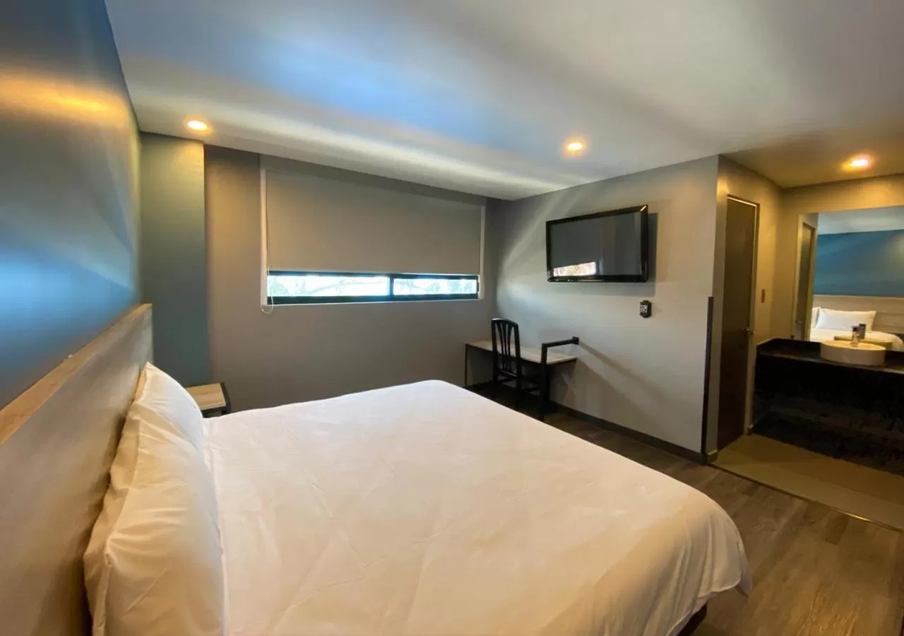 Photo of the whole room, Bed in Hotel Estrella de Oriente