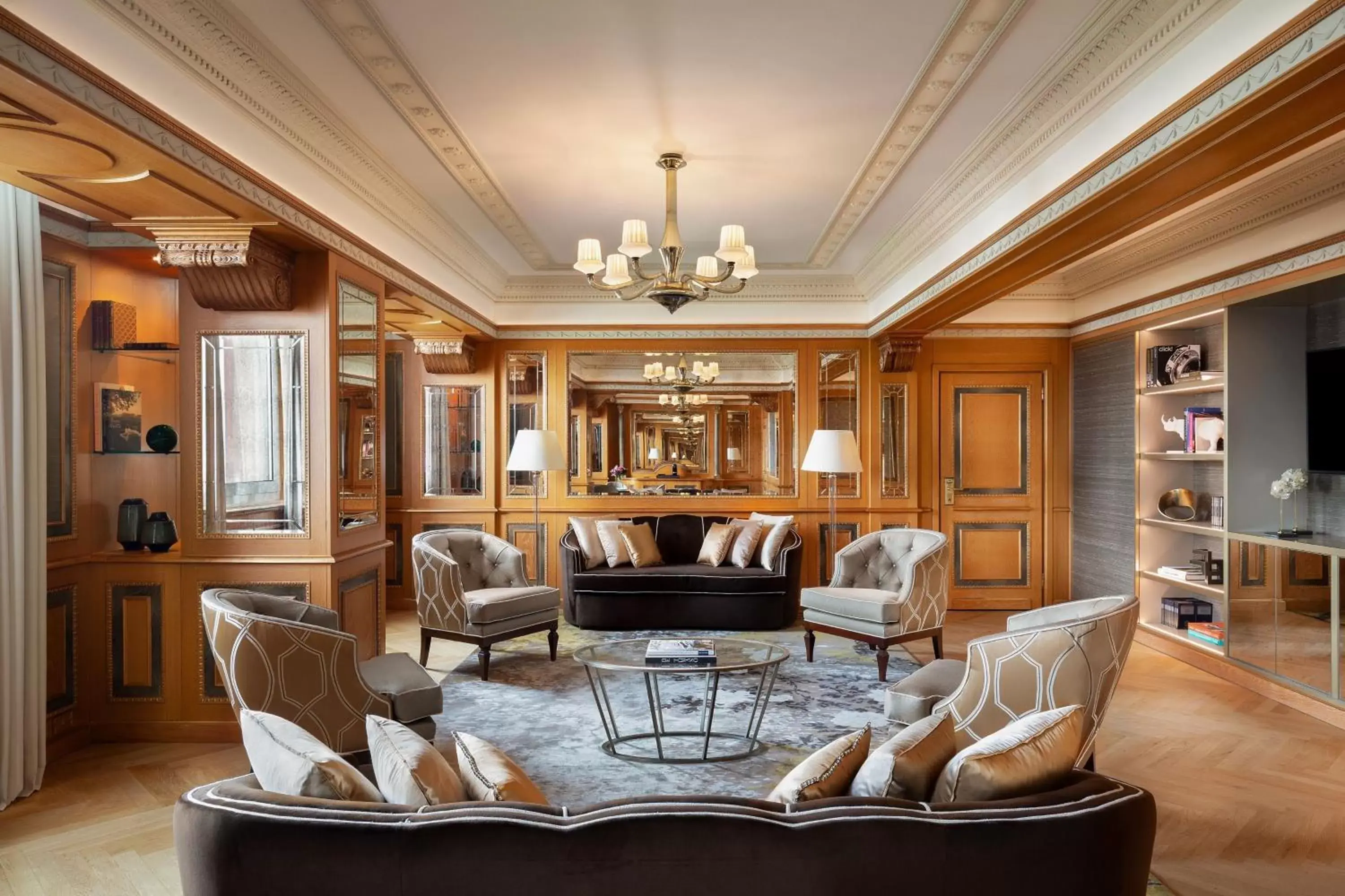 Bedroom, Seating Area in The Westin Palace, Milan