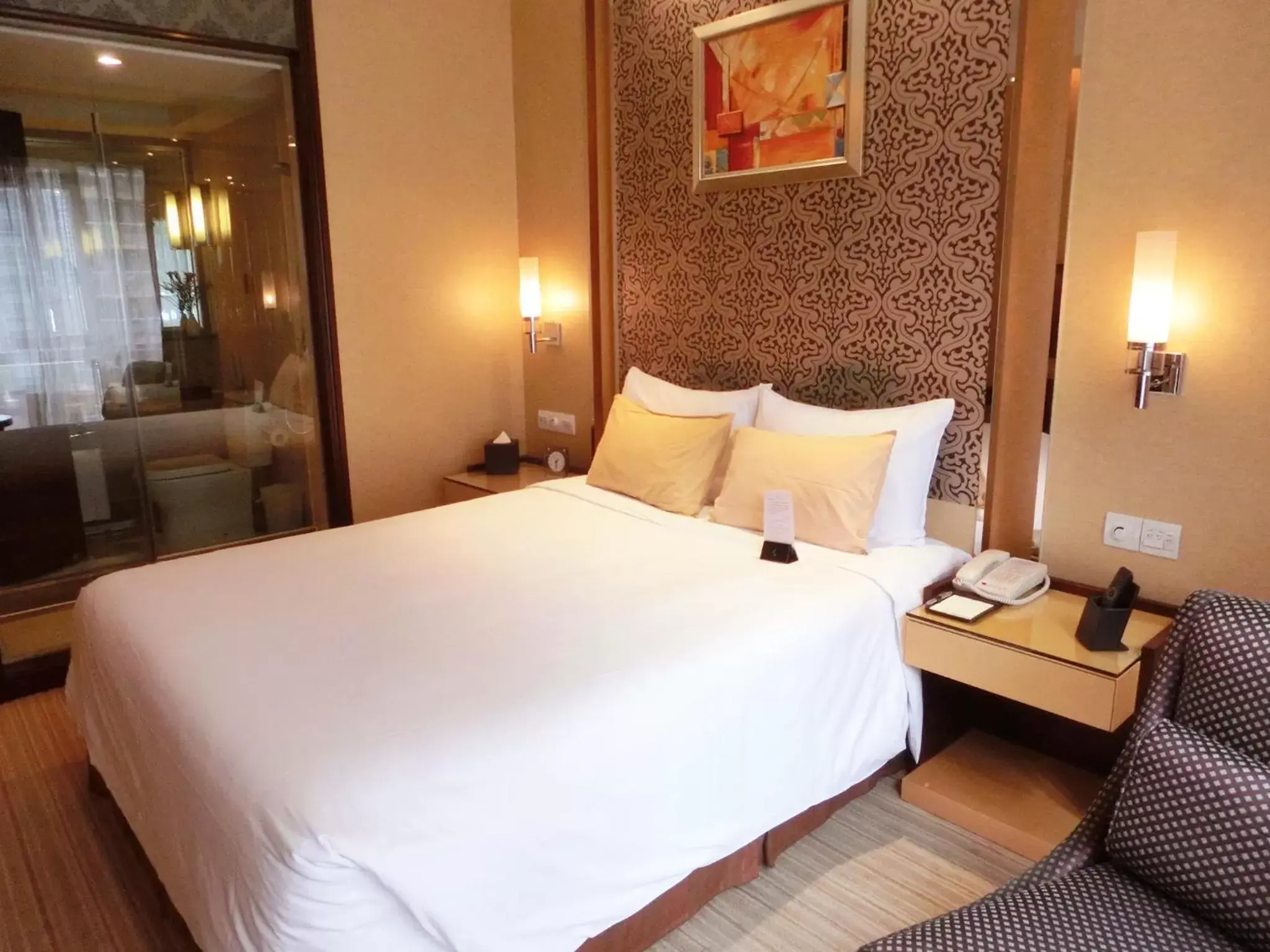Bedroom, Bed in Leeden Hotel Guangzhou