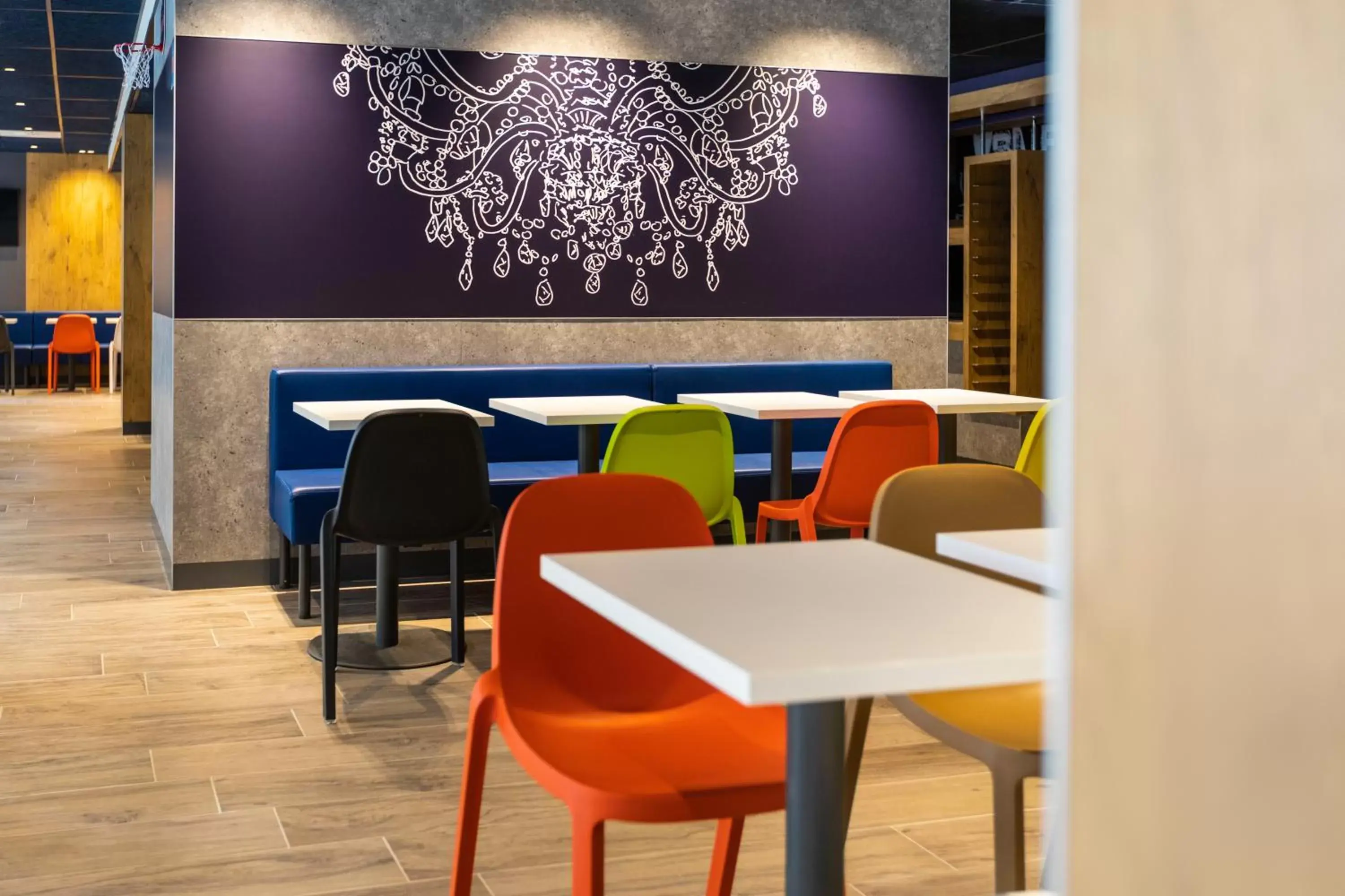 Lobby or reception, Restaurant/Places to Eat in ibis budget Strasbourg Centre Republique