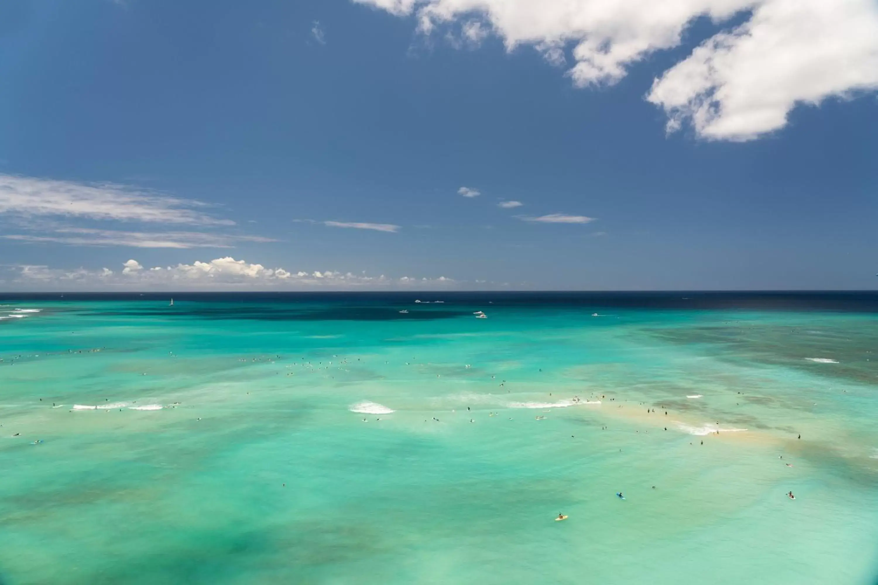 Photo of the whole room, Beach in Moana Surfrider, A Westin Resort & Spa, Waikiki Beach